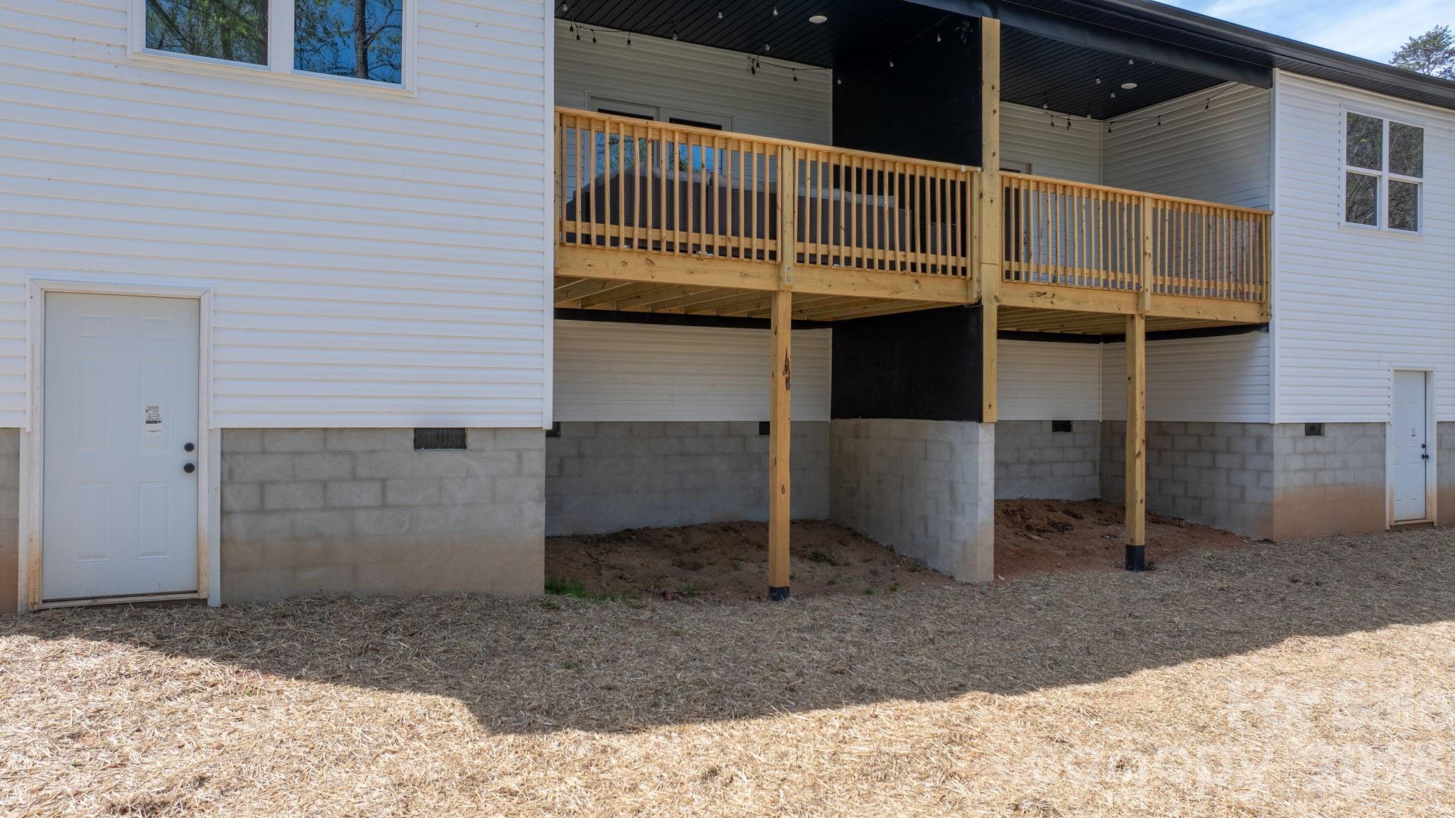 1141 & 1143 12th Street Drive SW