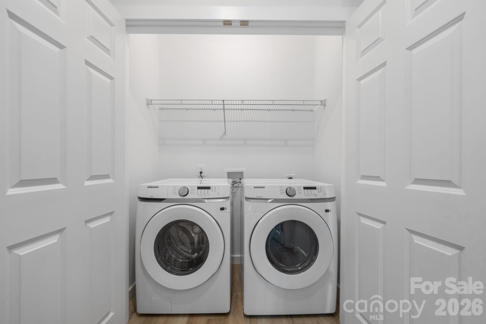 1141 & 1143 12th Street Drive SW