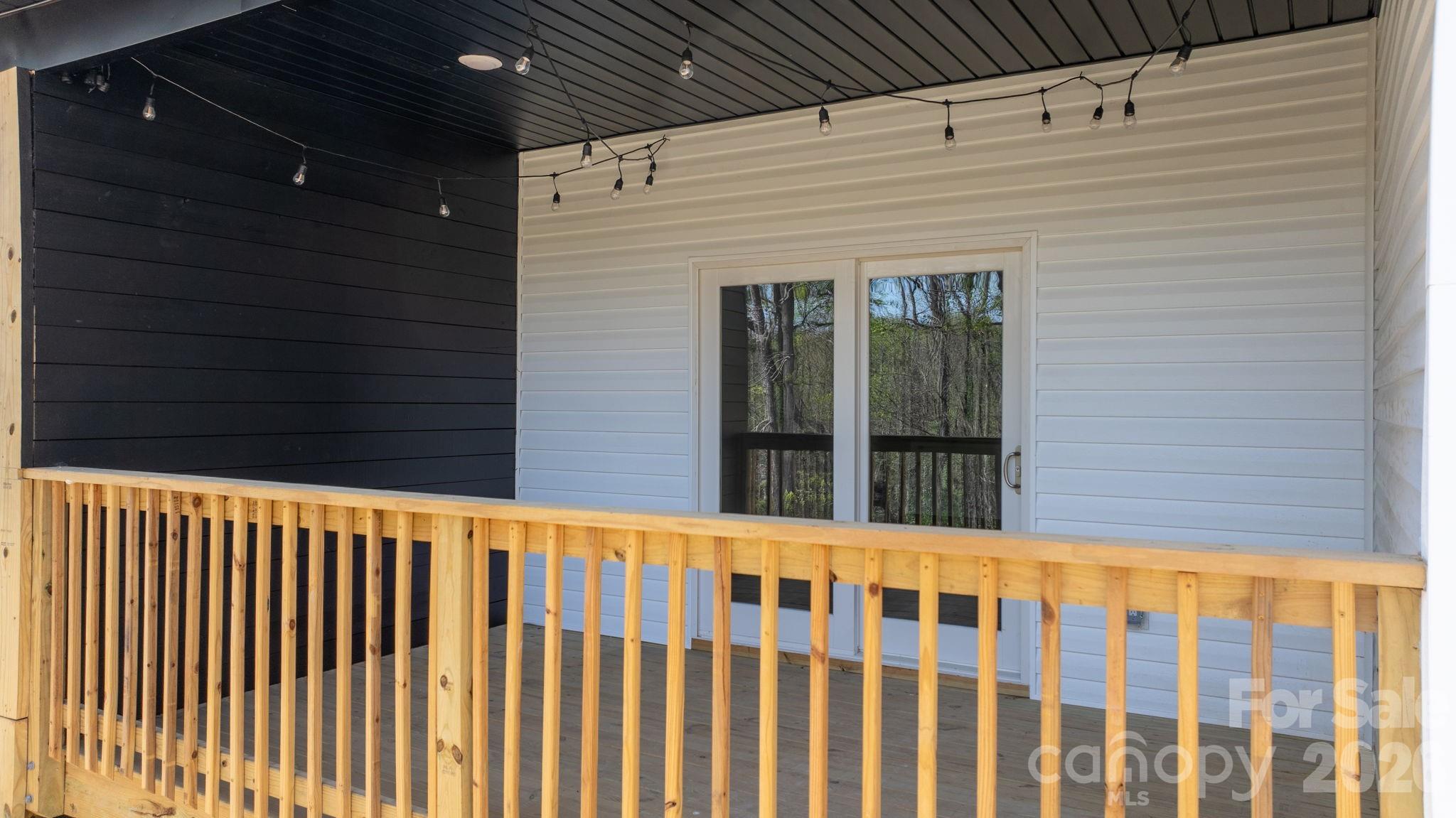 1141 & 1143 12th Street Drive SW