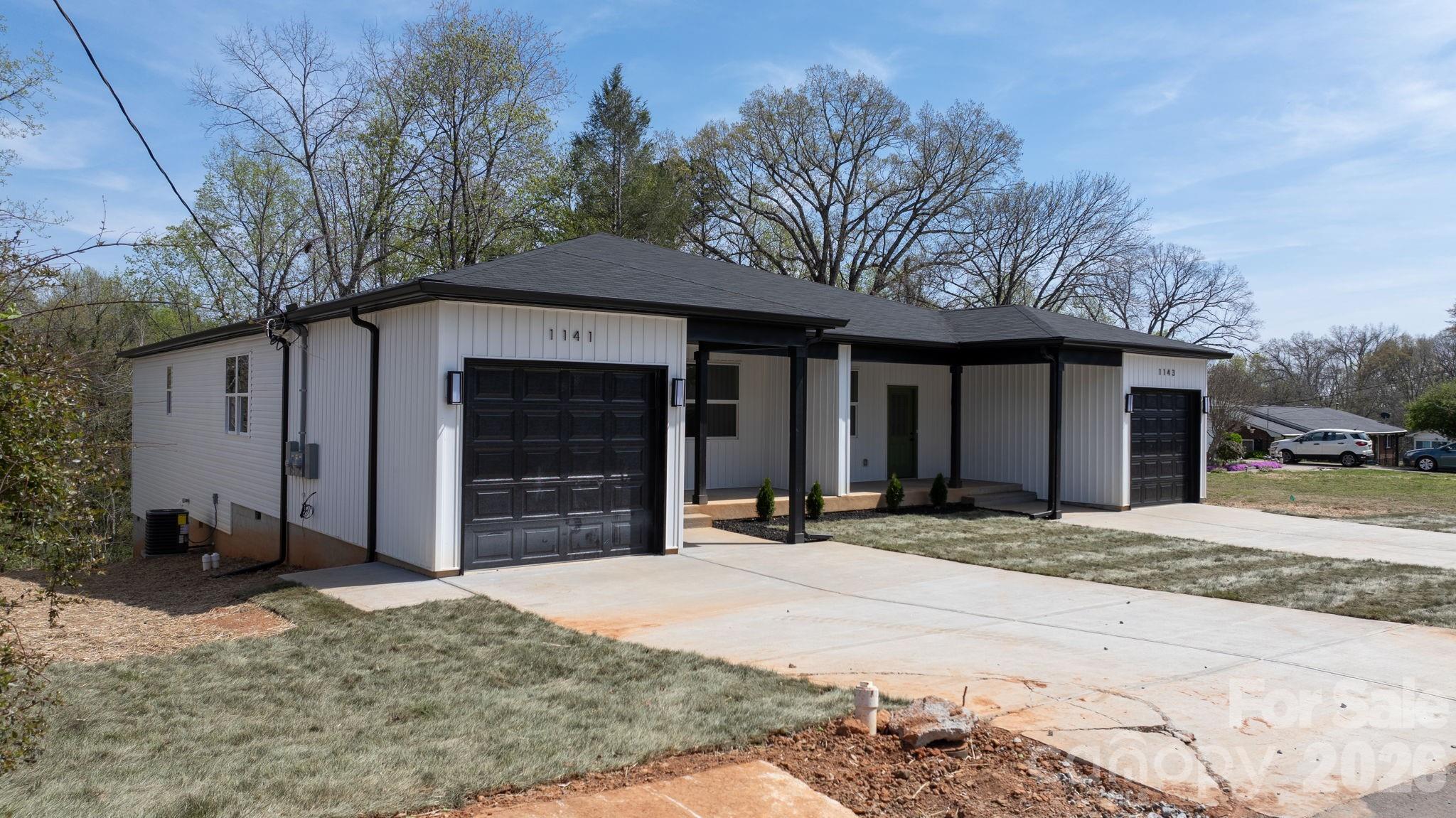 1141 & 1143 12th Street Drive SW