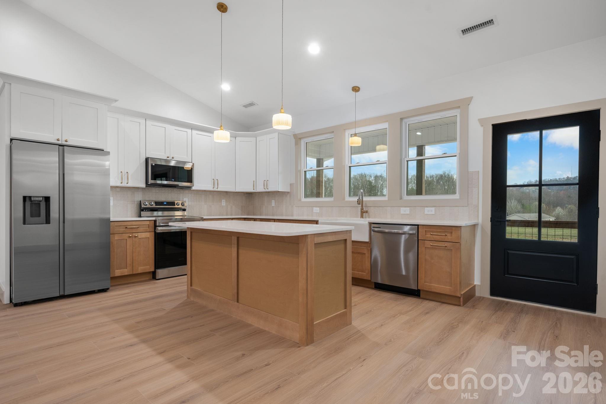 1284 Jay Burke Road