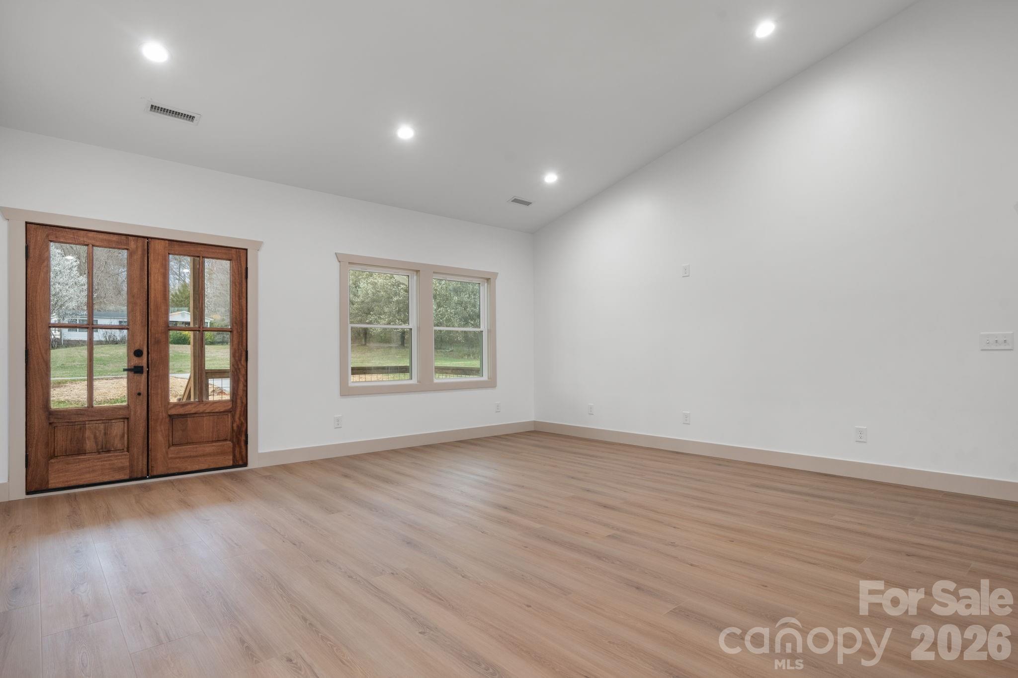 1284 Jay Burke Road