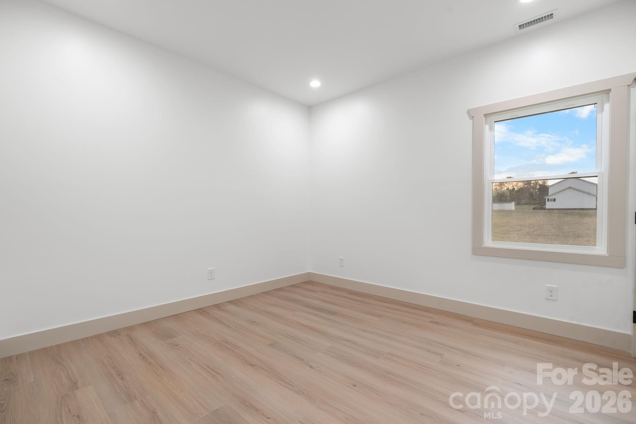 1284 Jay Burke Road