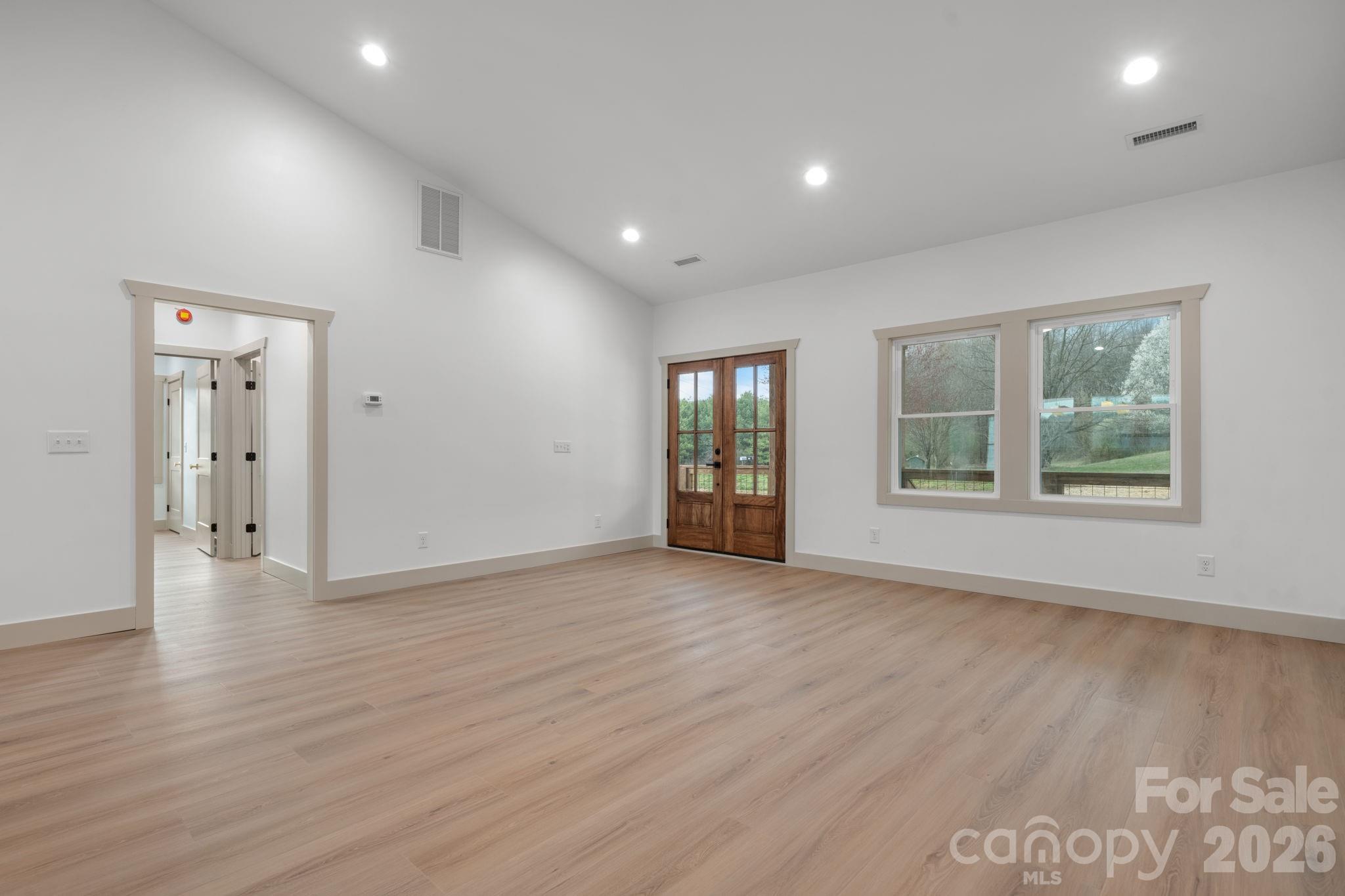 1284 Jay Burke Road