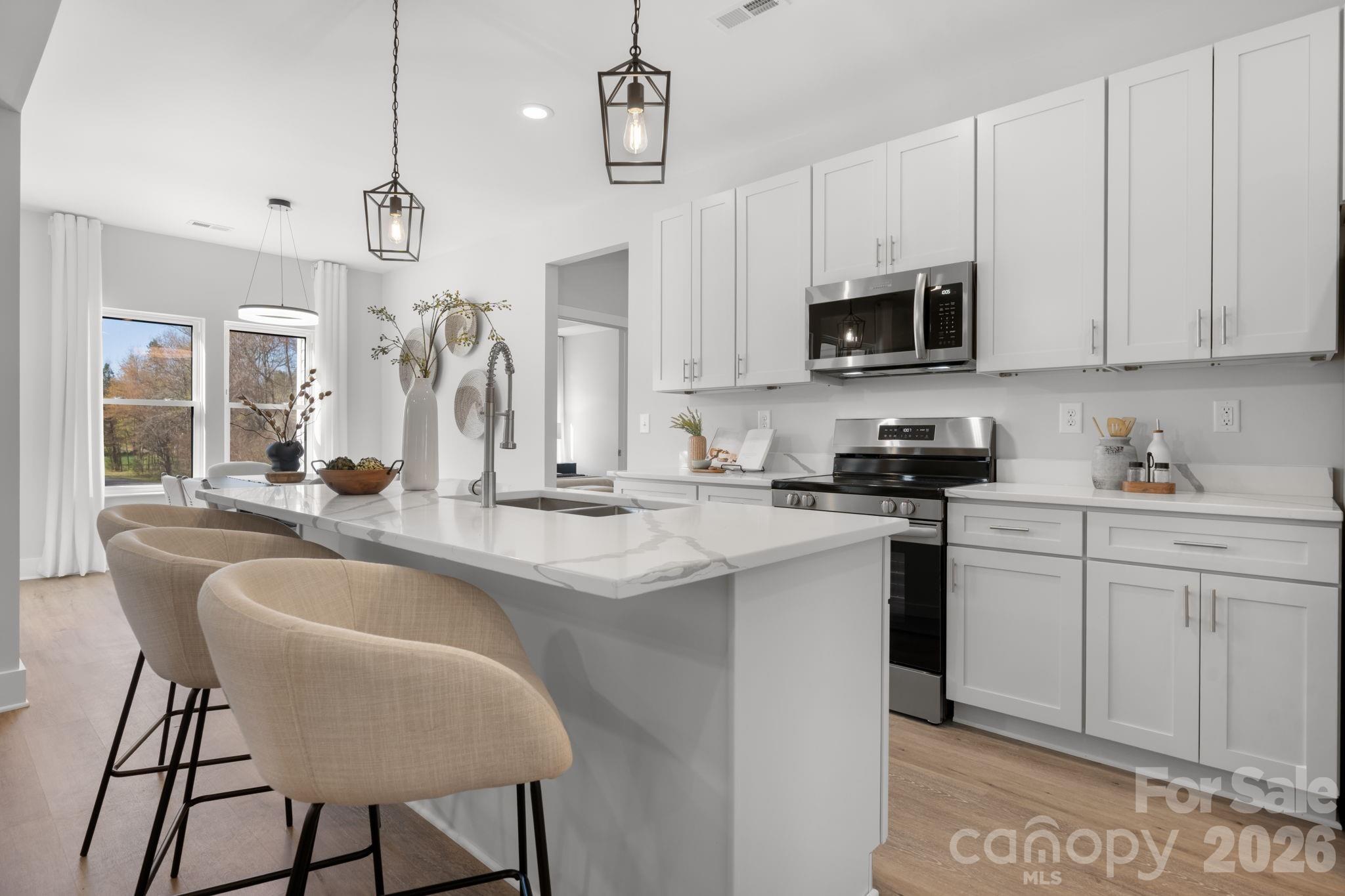 1213 Creekside Drive