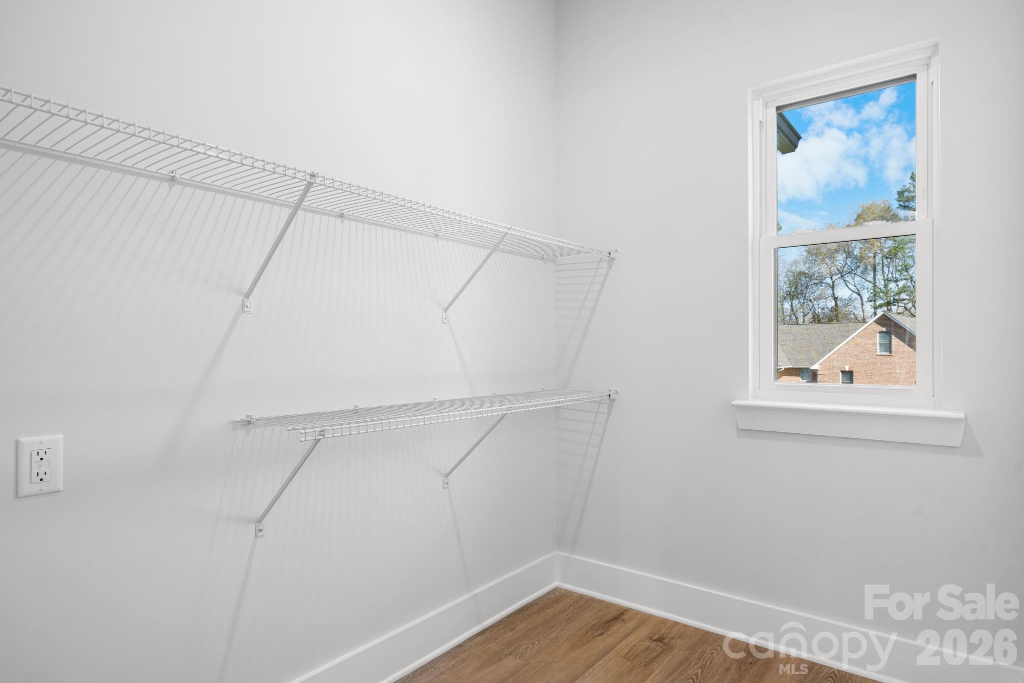 1213 Creekside Drive