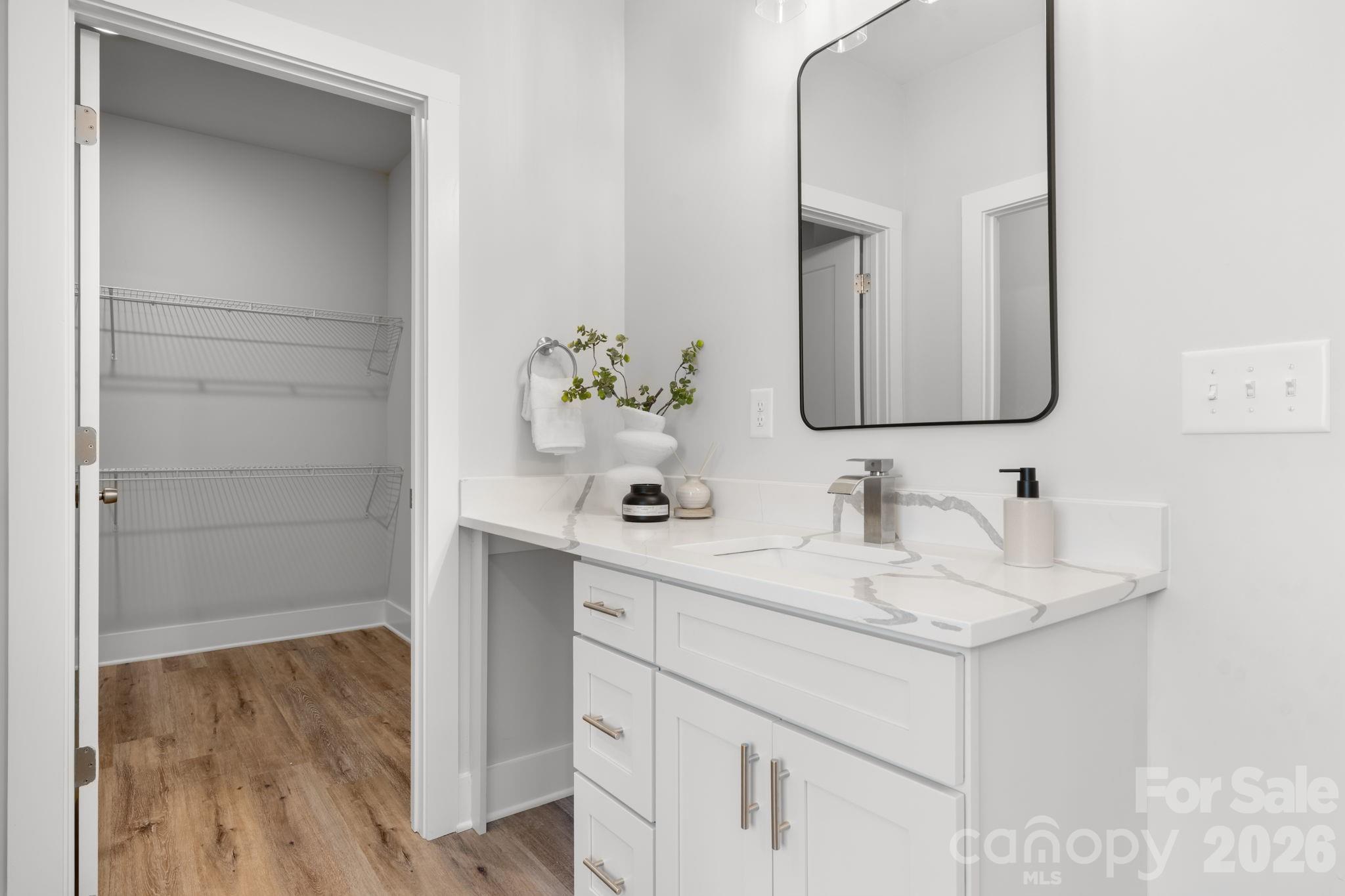 1213 Creekside Drive