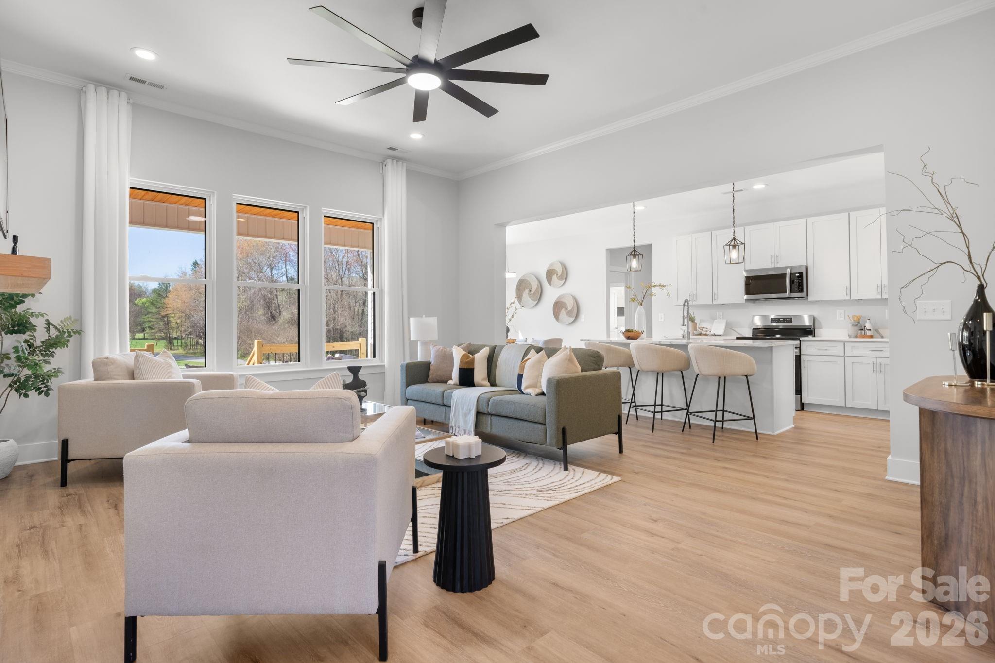 1213 Creekside Drive