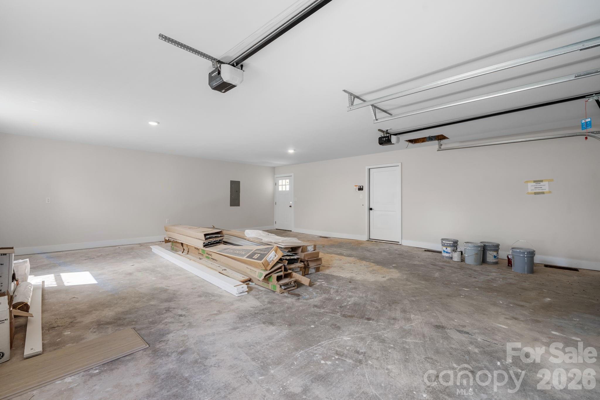 715 Sunridge Drive