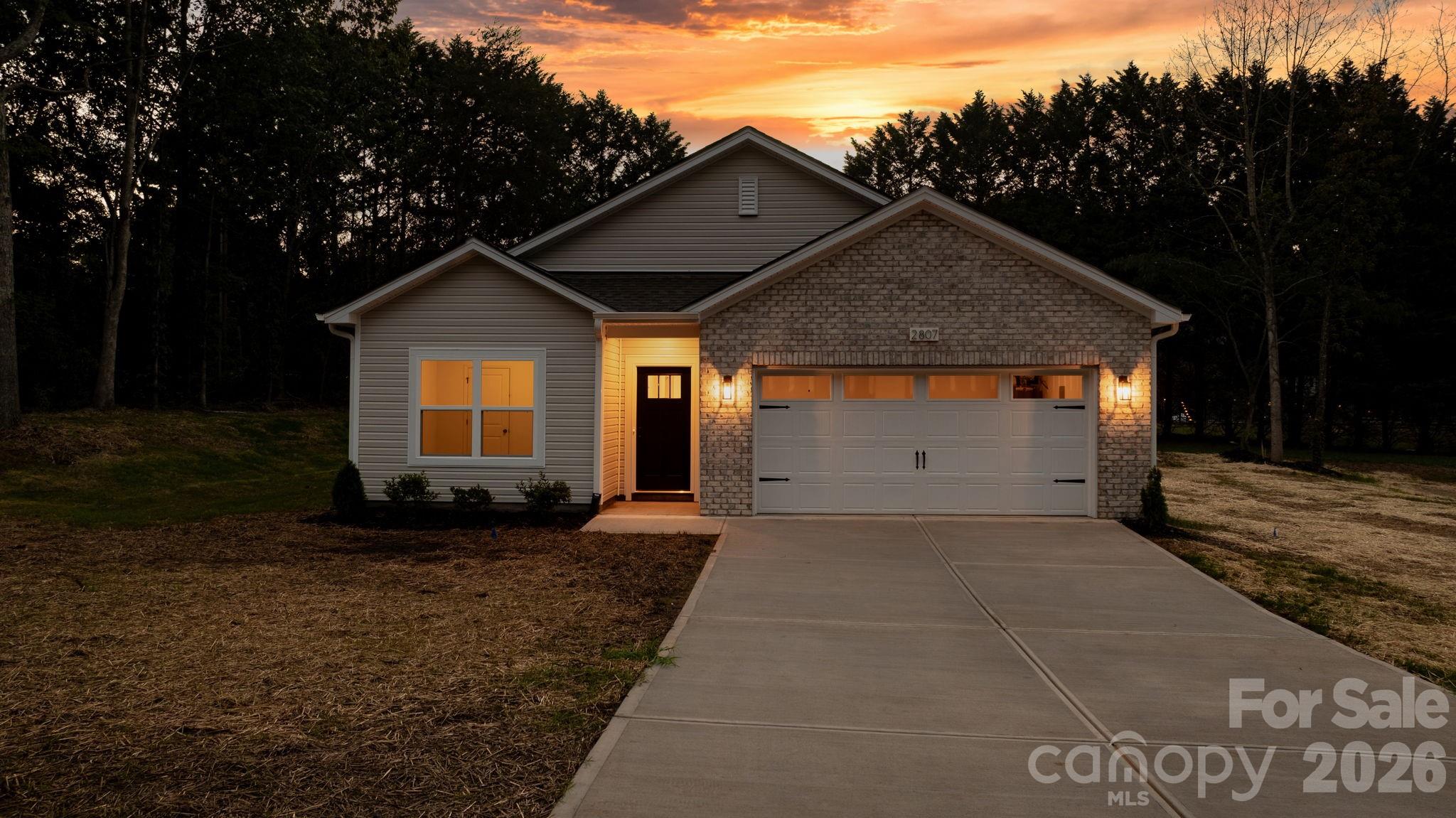 2807 17th Street Court NE
