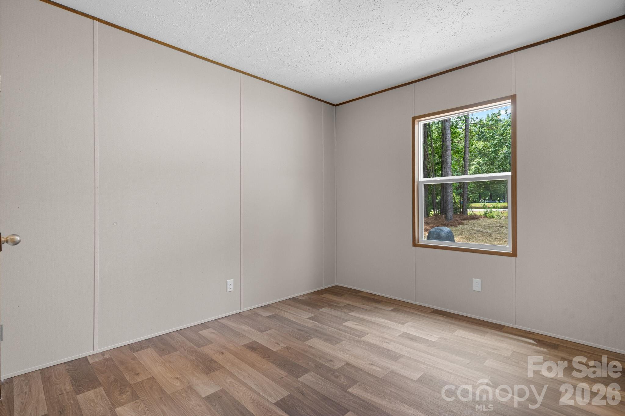1331 Maiden Wood Circle