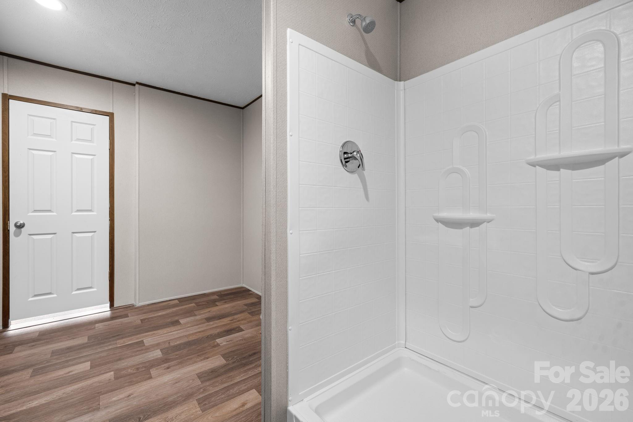 1331 Maiden Wood Circle
