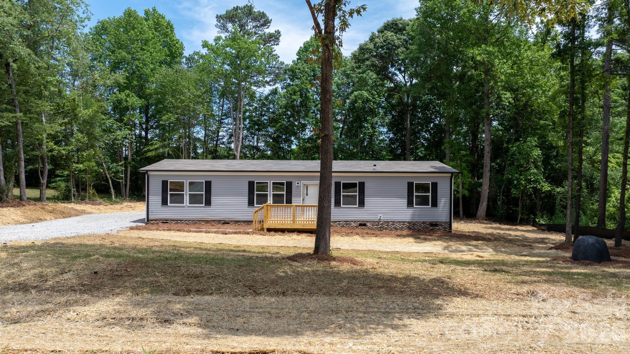 1331 Maiden Wood Circle