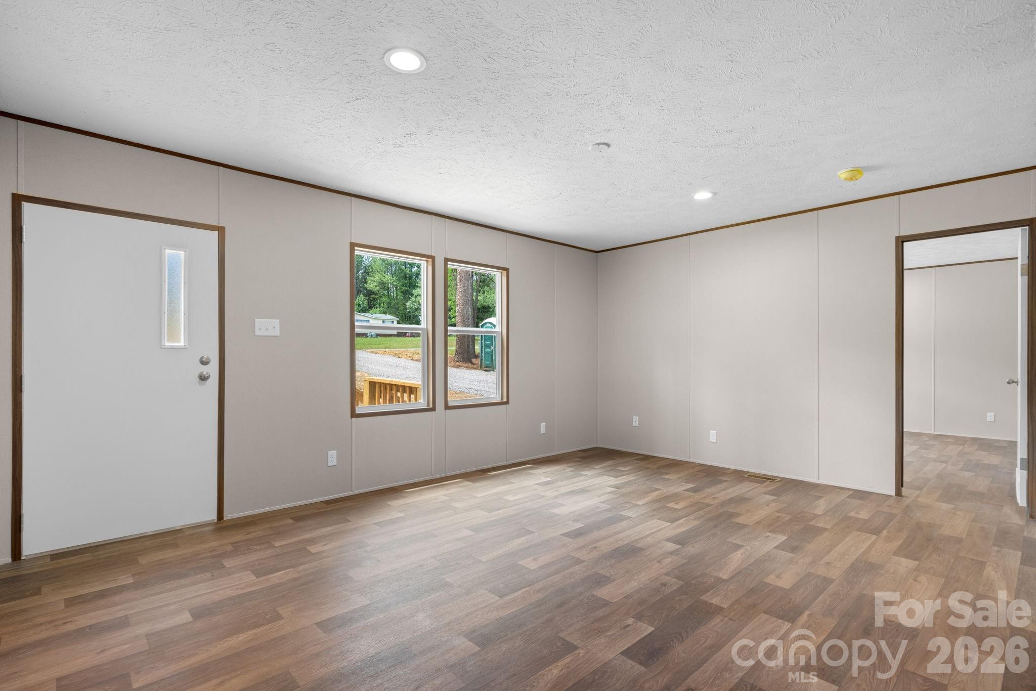1331 Maiden Wood Circle