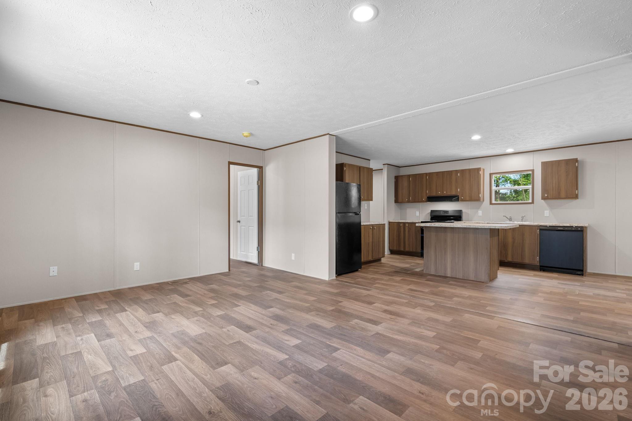 1331 Maiden Wood Circle
