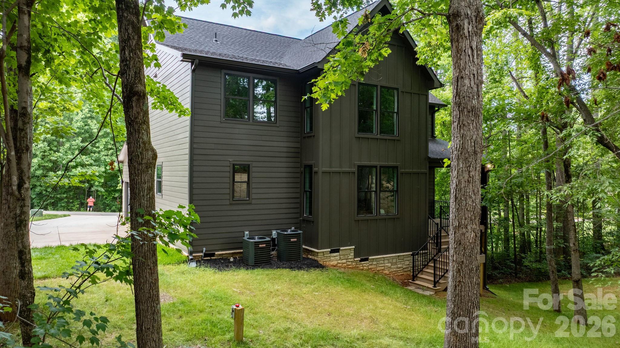 3528 Waterview Trail