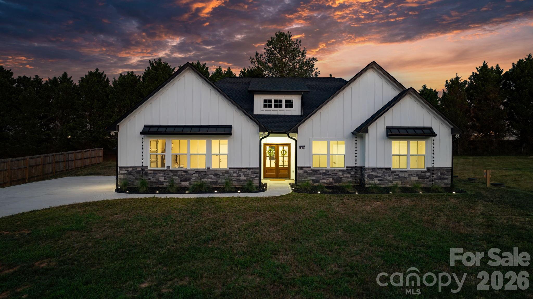 520 Allen Way