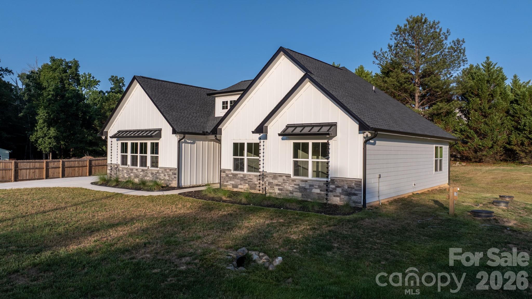 520 Allen Way