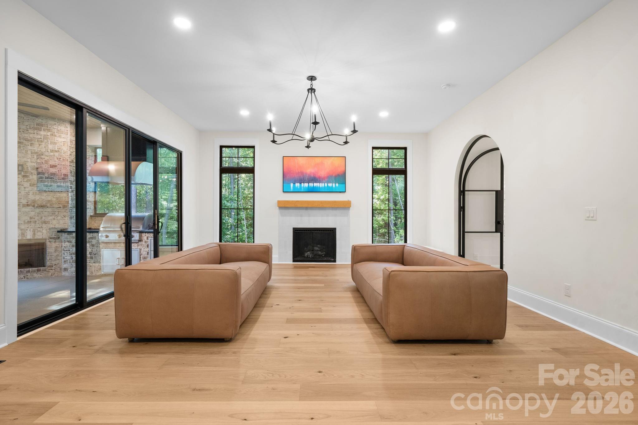 3738 George Court