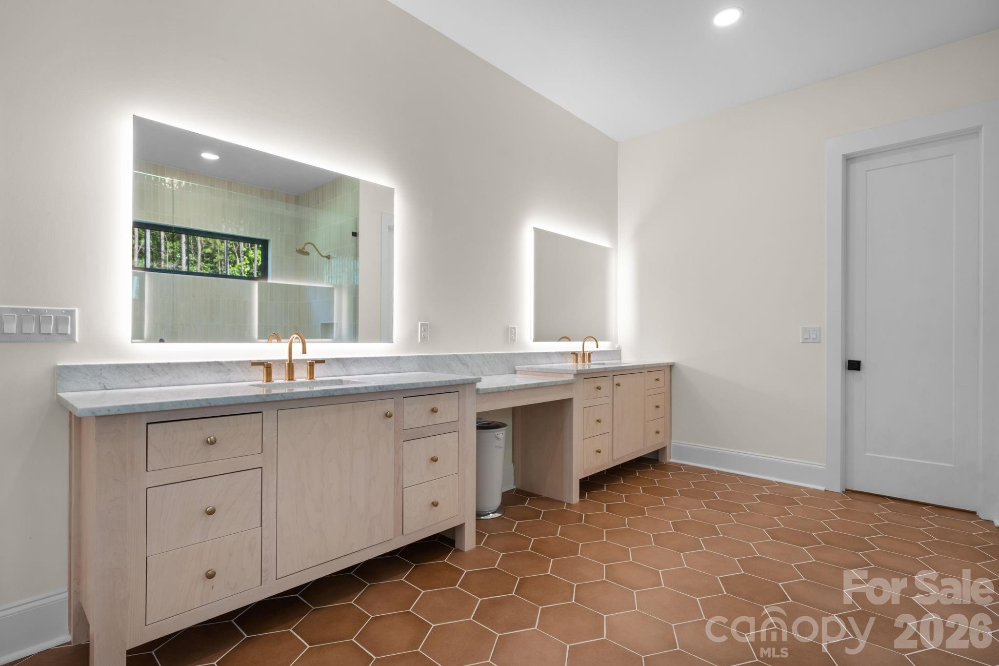3738 George Court