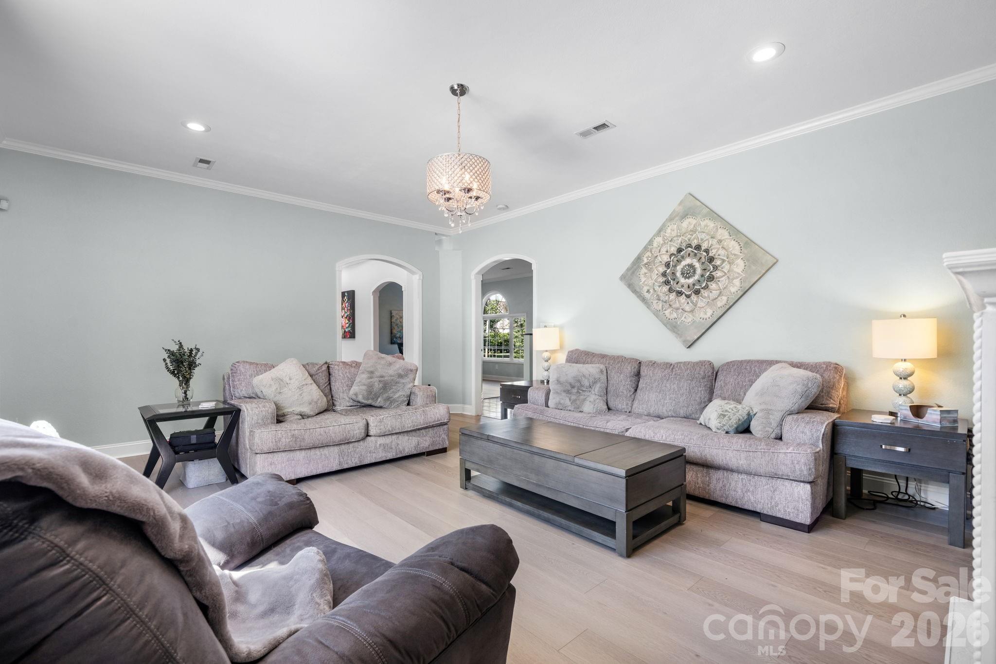 1360 Sweet briar Lane