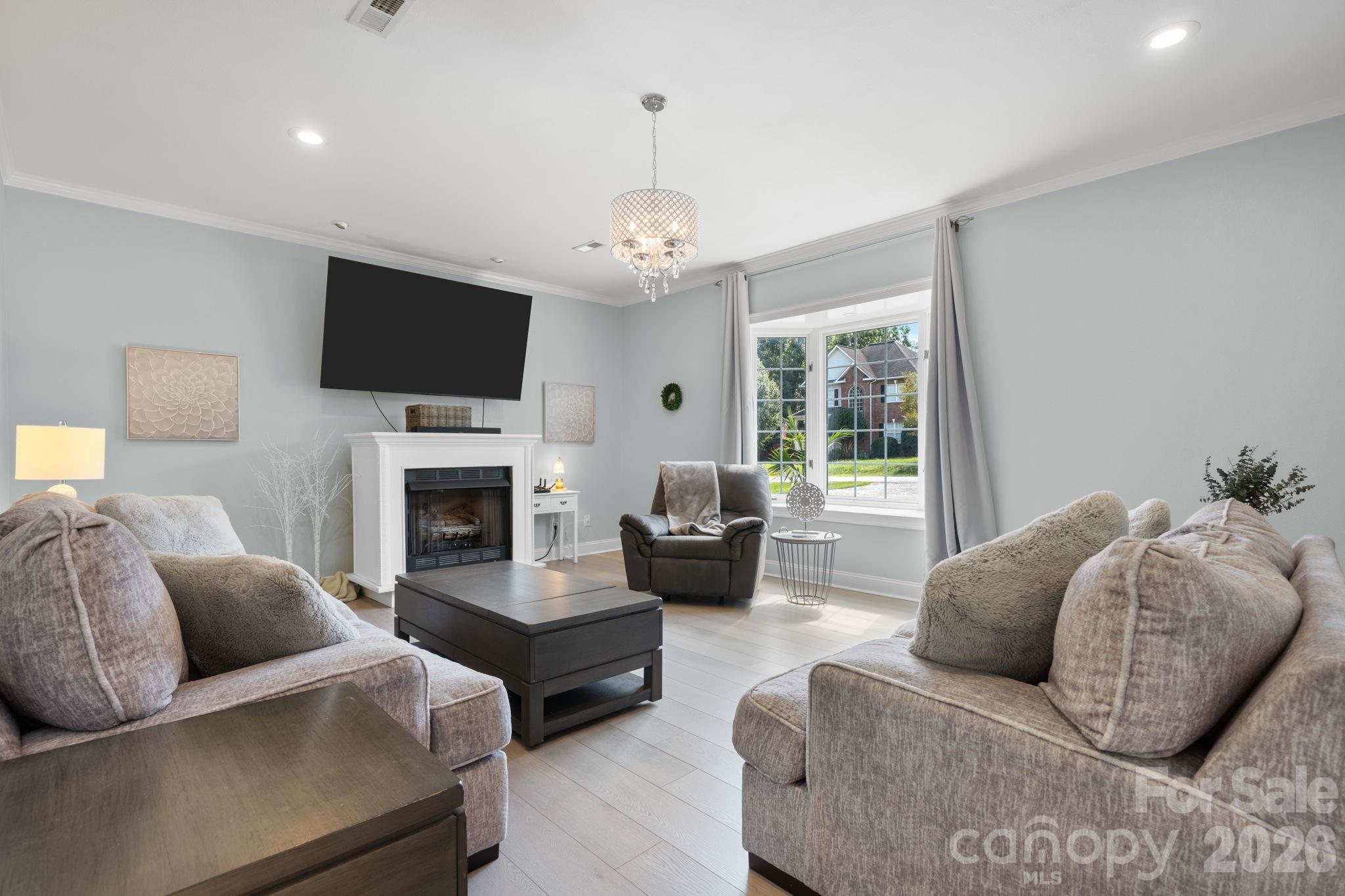 1360 Sweet briar Lane
