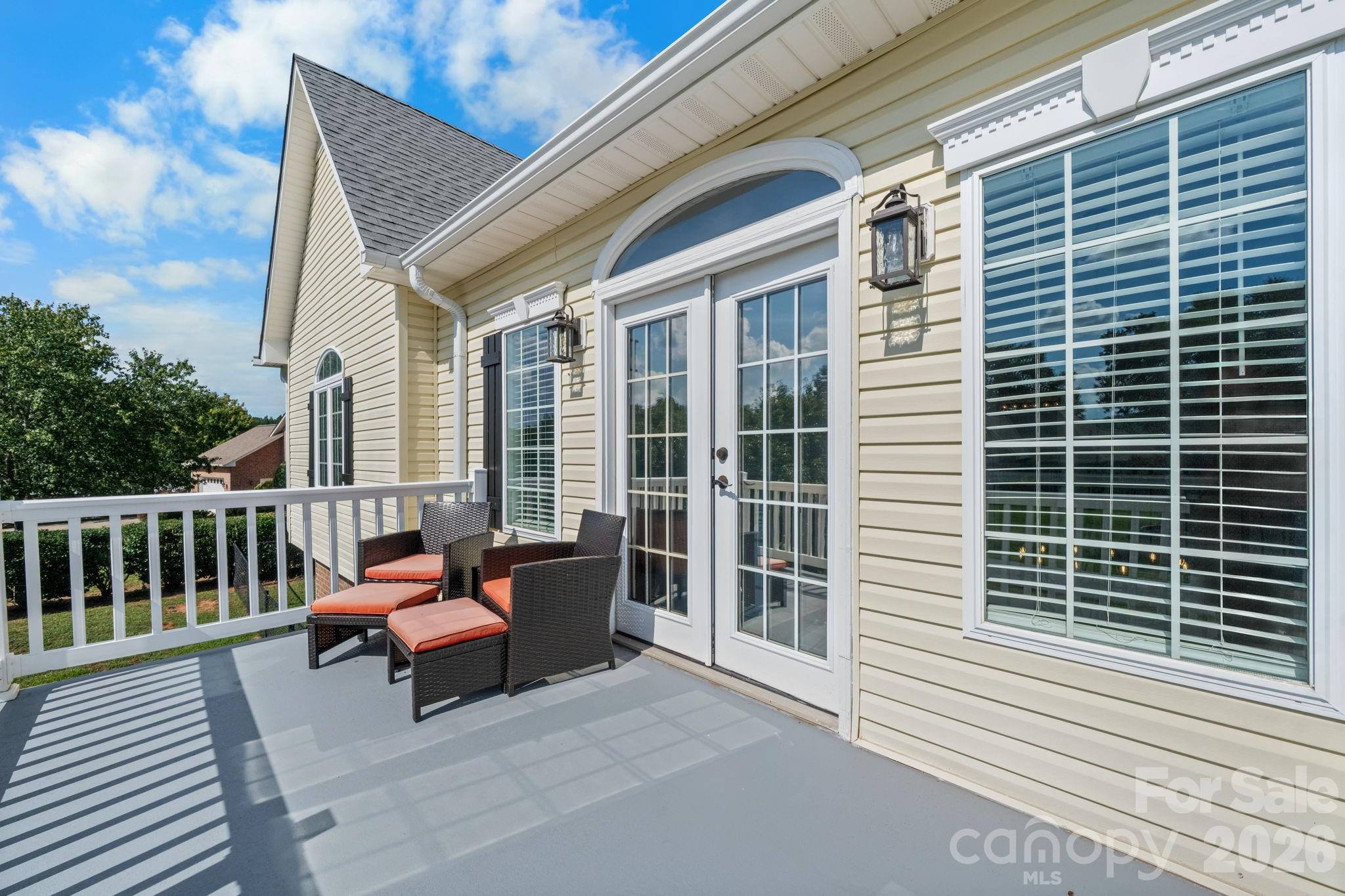 1360 Sweet briar Lane