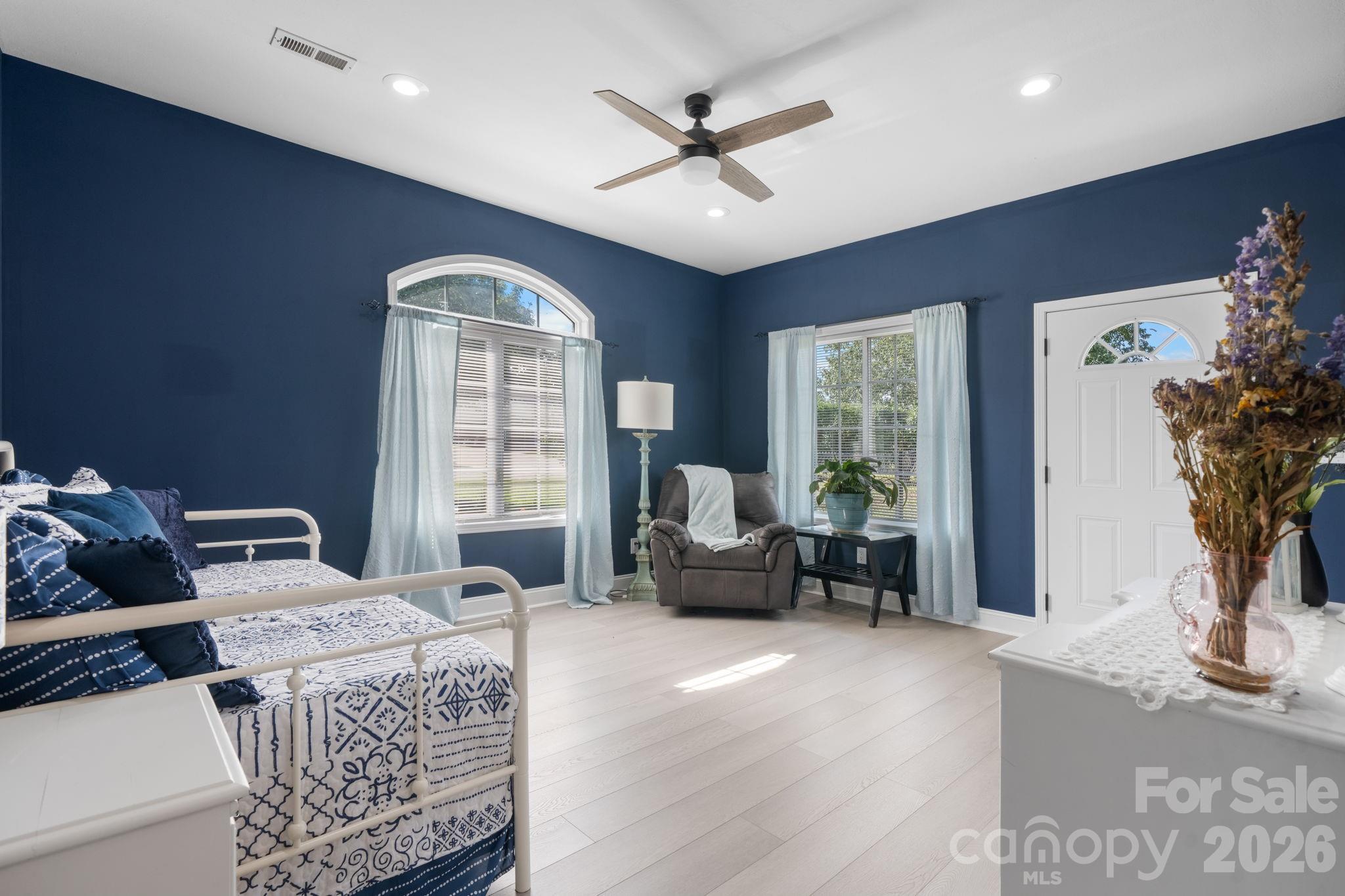 1360 Sweet briar Lane