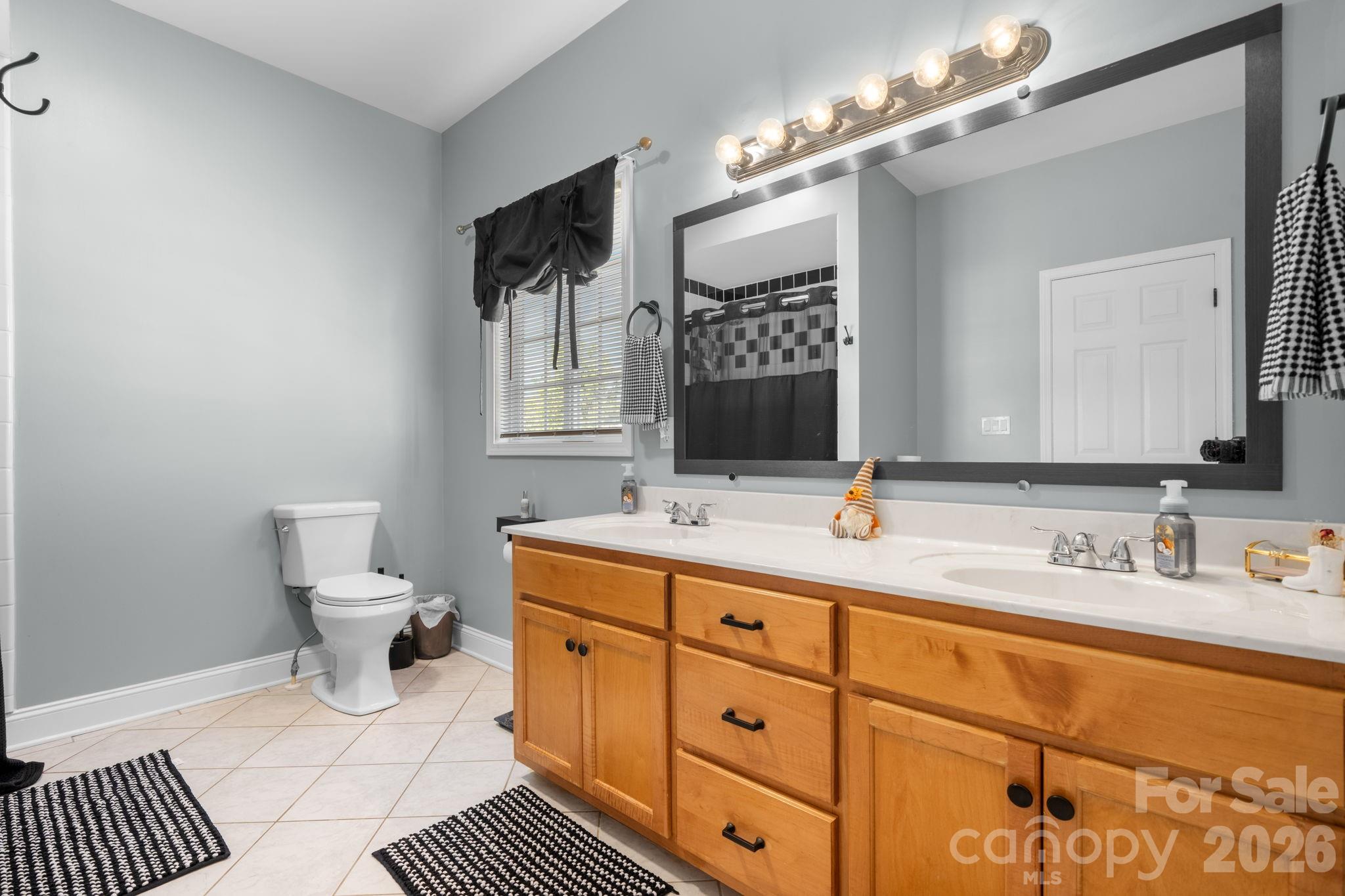1360 Sweet briar Lane