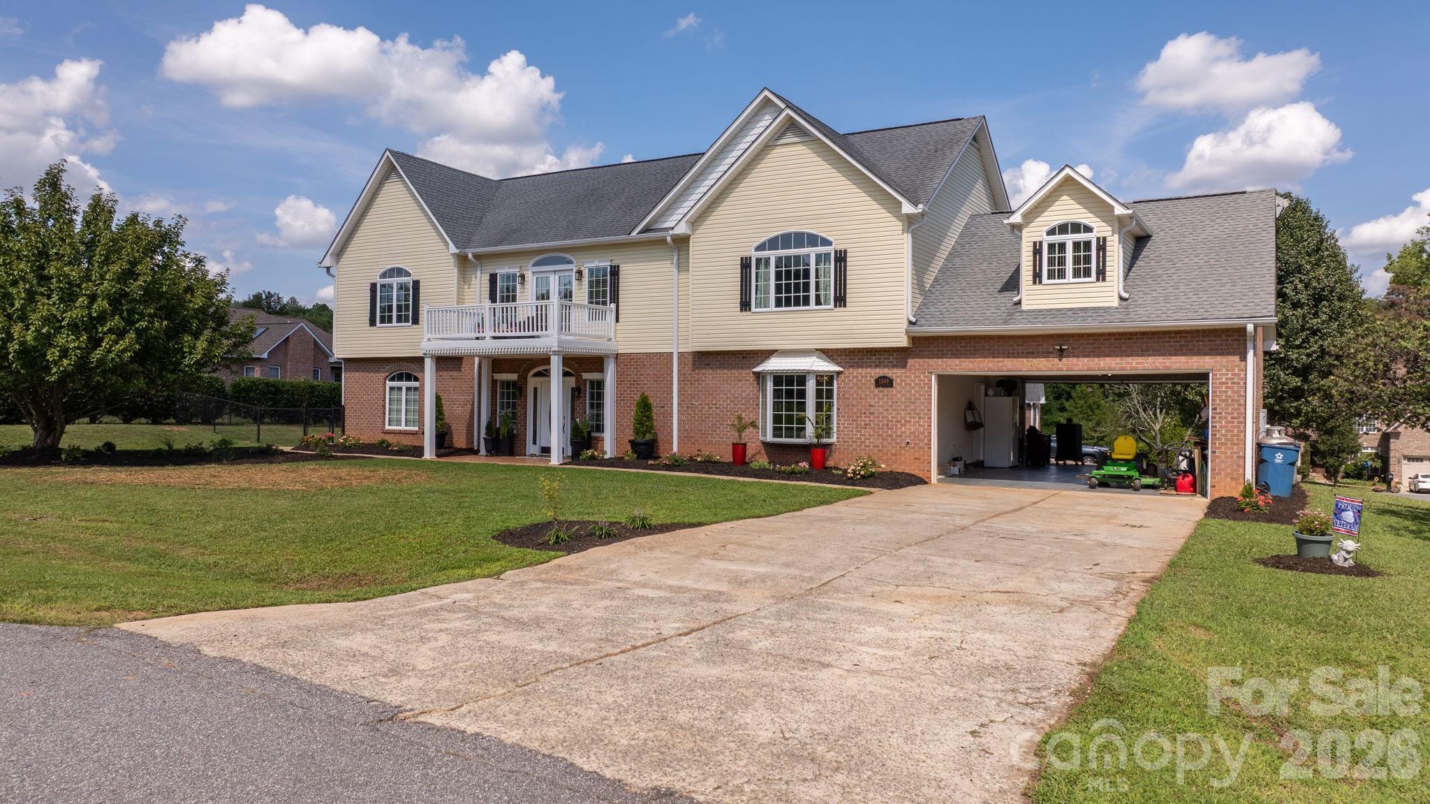 1360 Sweet briar Lane
