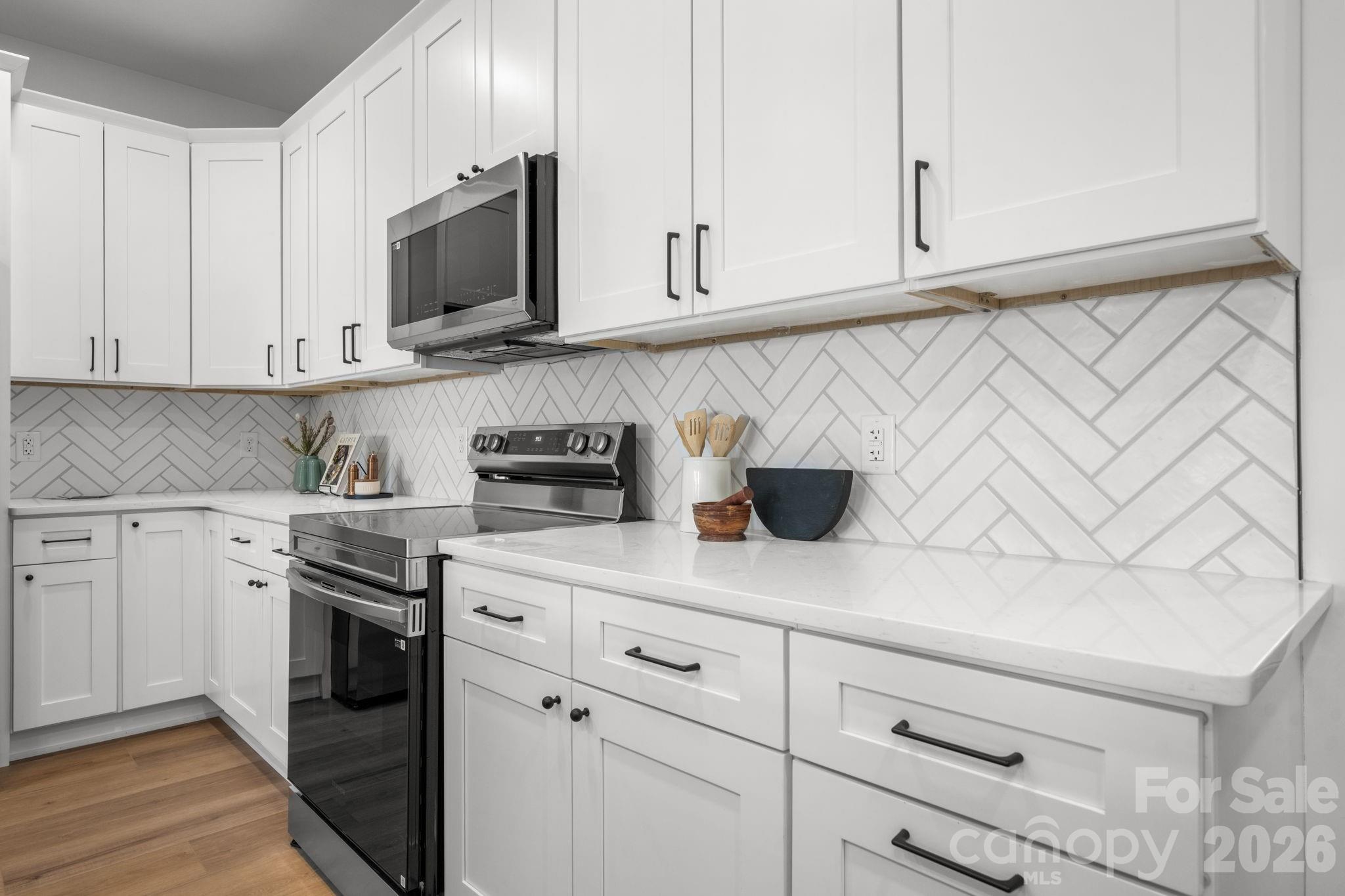 2115 24th Street Lane SE