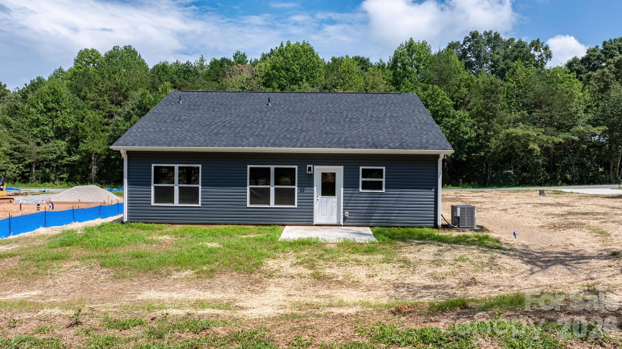 2827 17th Street Court NE Unit: 3