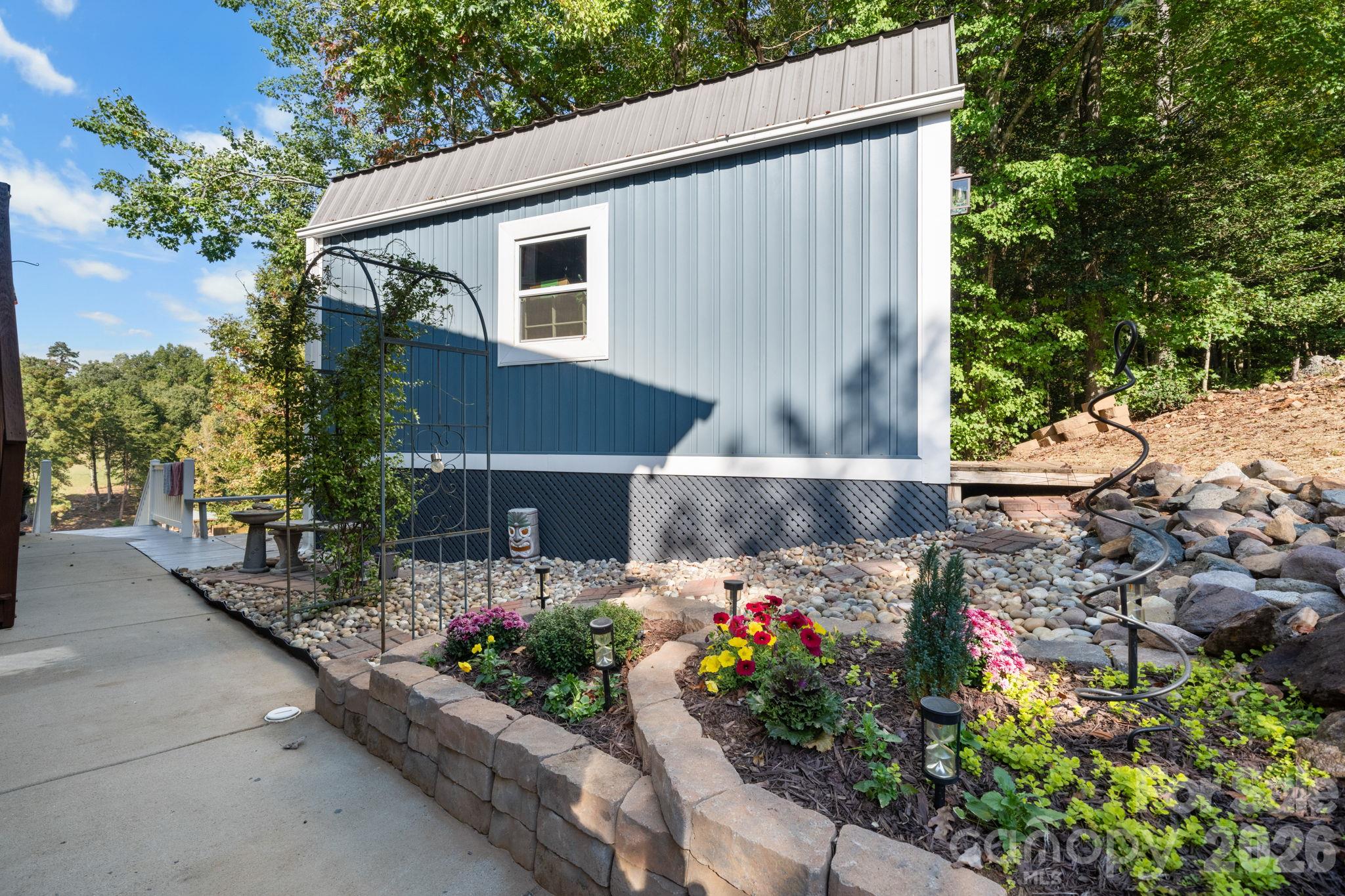 291 N Hughes Boulevard