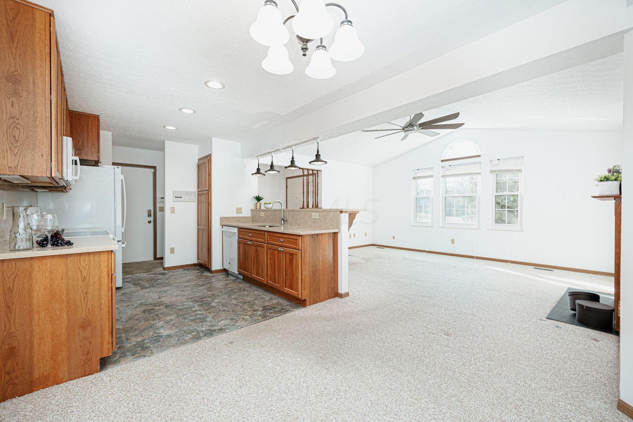 4862 Hollybriar Court