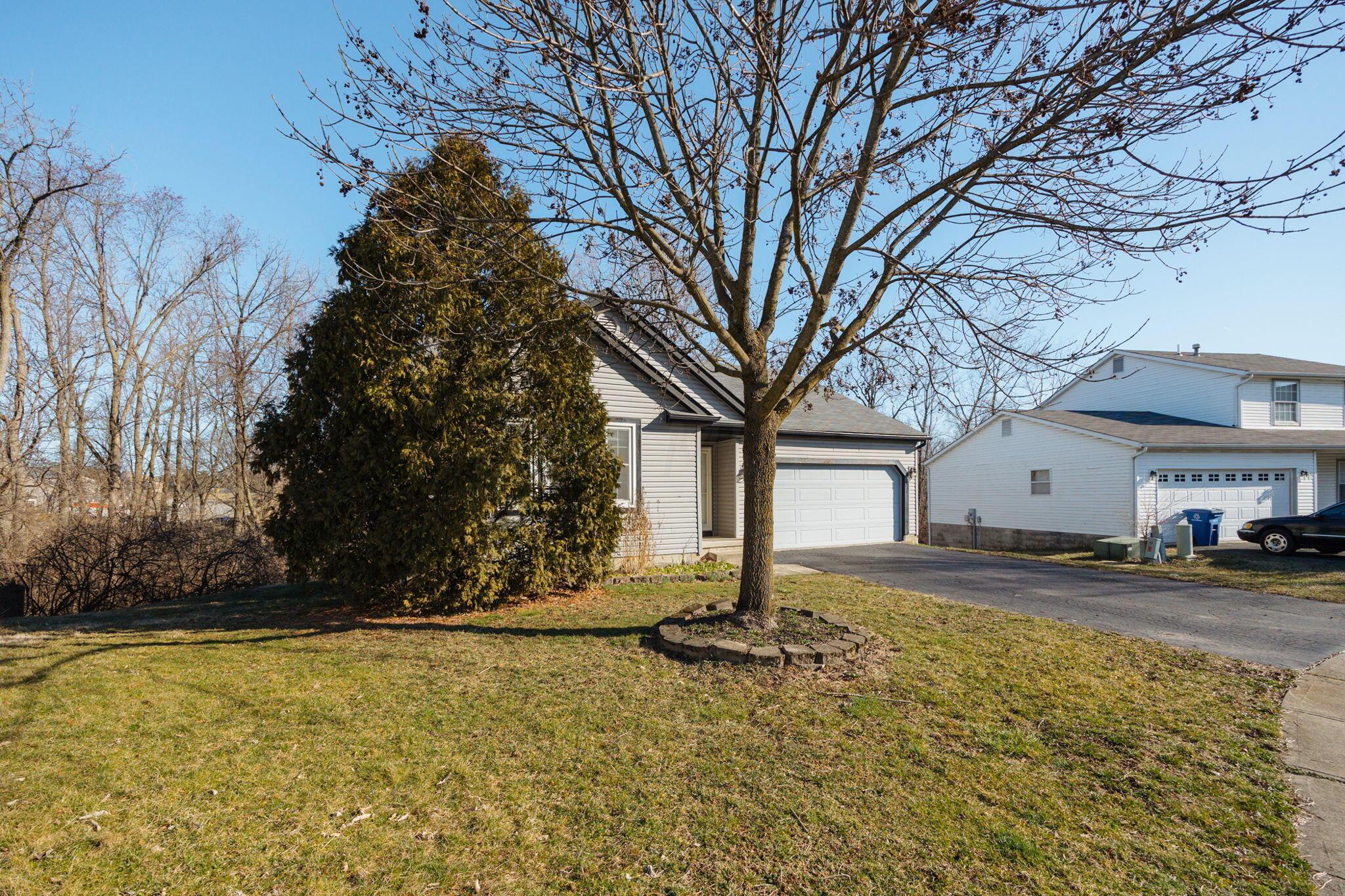 4862 Hollybriar Court
