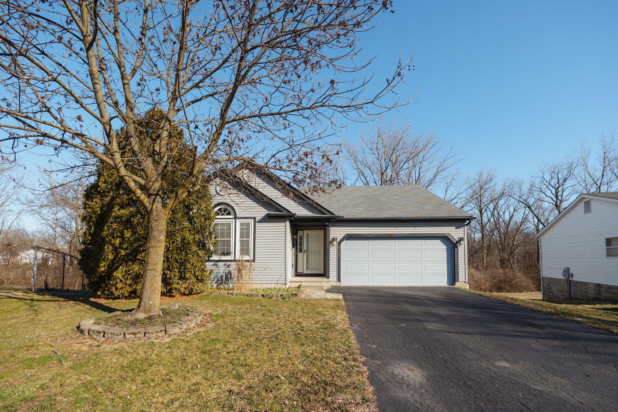 4862 Hollybriar Court