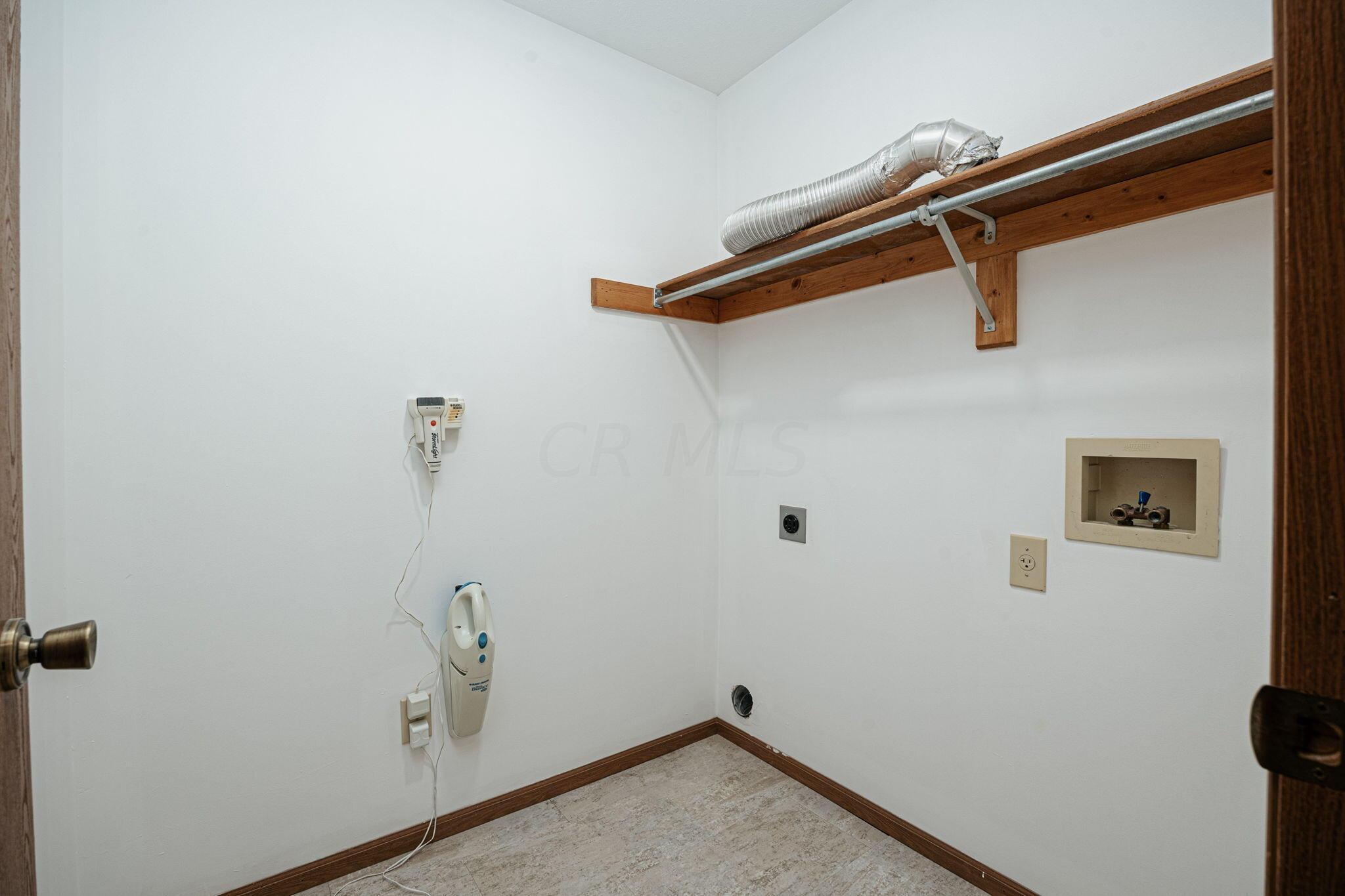 4862 Hollybriar Court