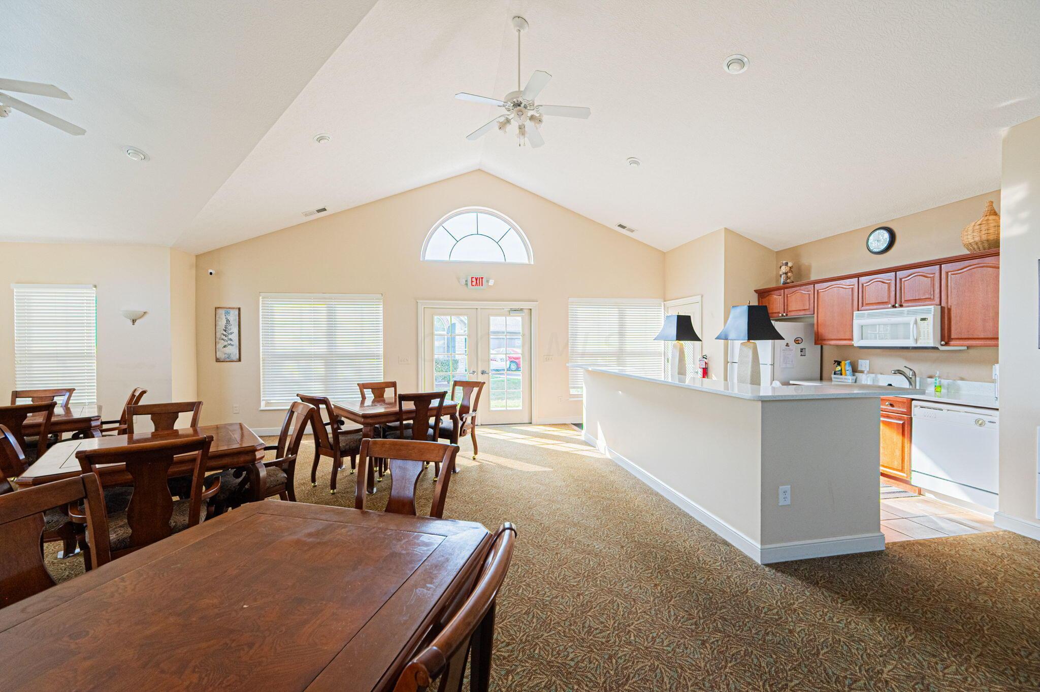 4121 Waterside Place, 13
