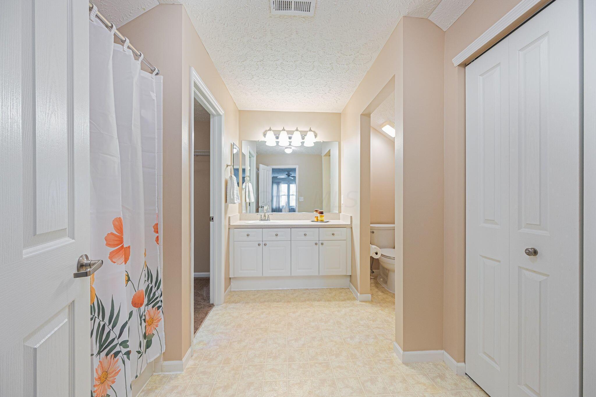 4121 Waterside Place, 13