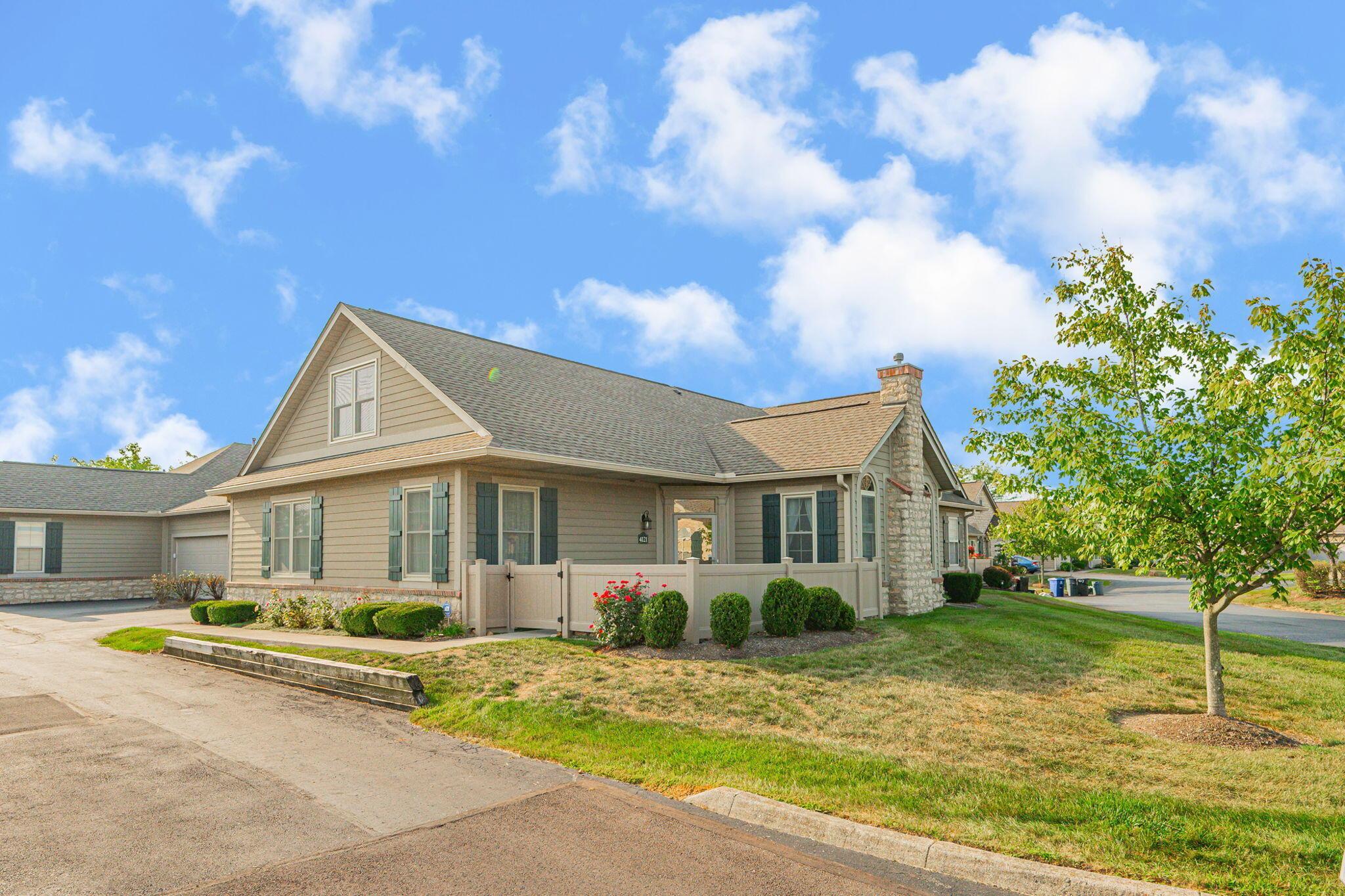 4121 Waterside Place, 13