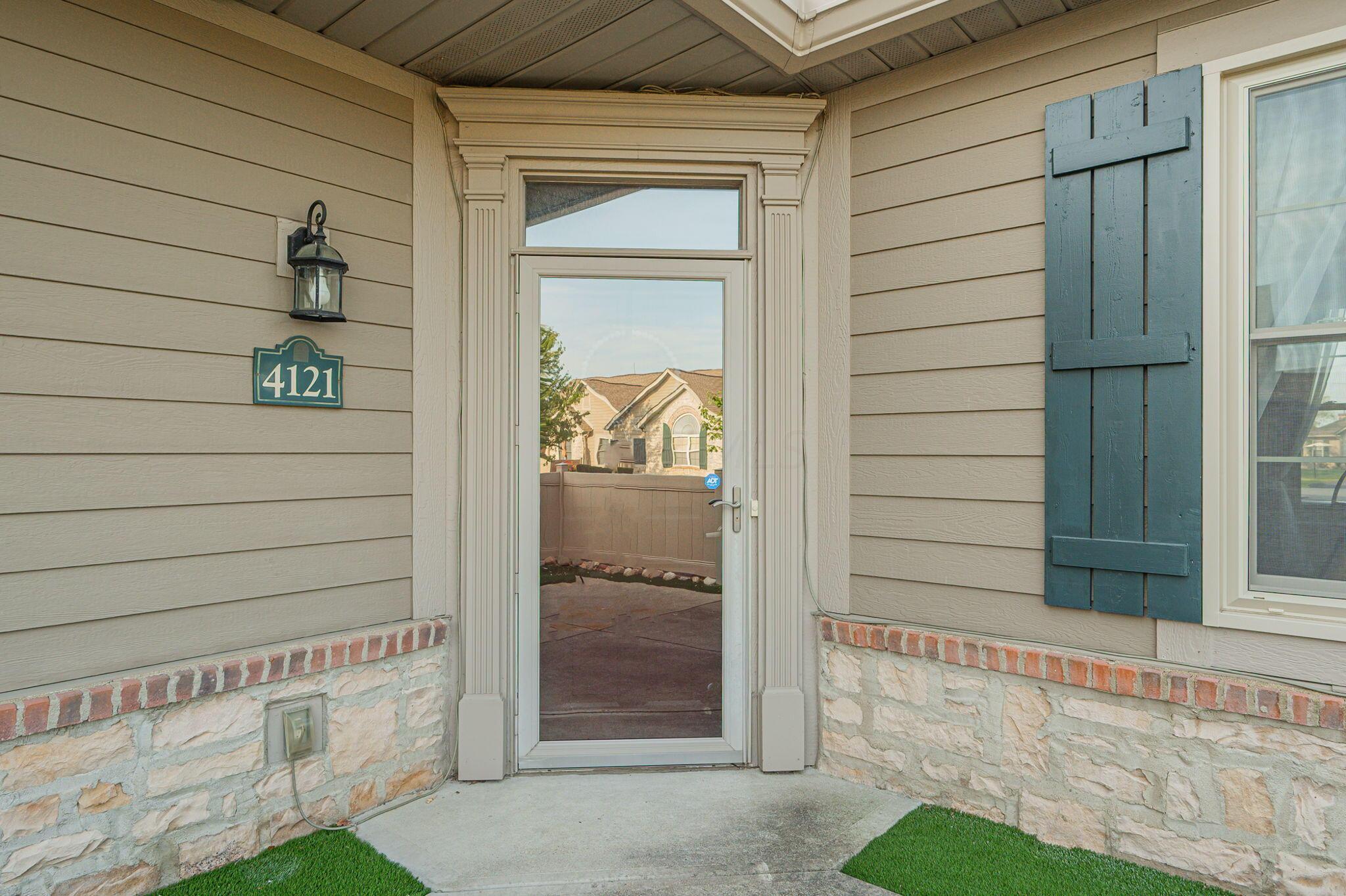4121 Waterside Place, 13