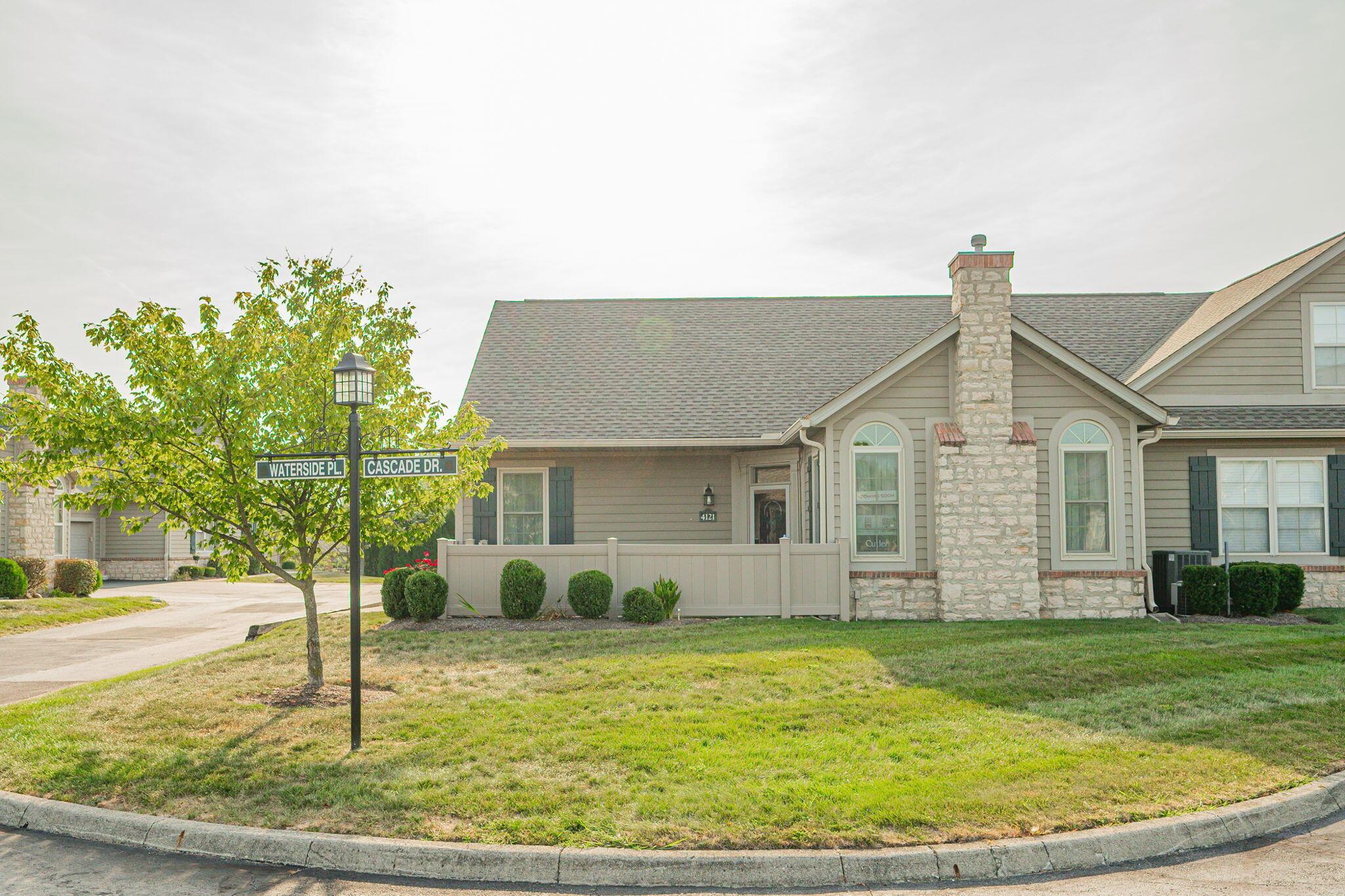 4121 Waterside Place, 13