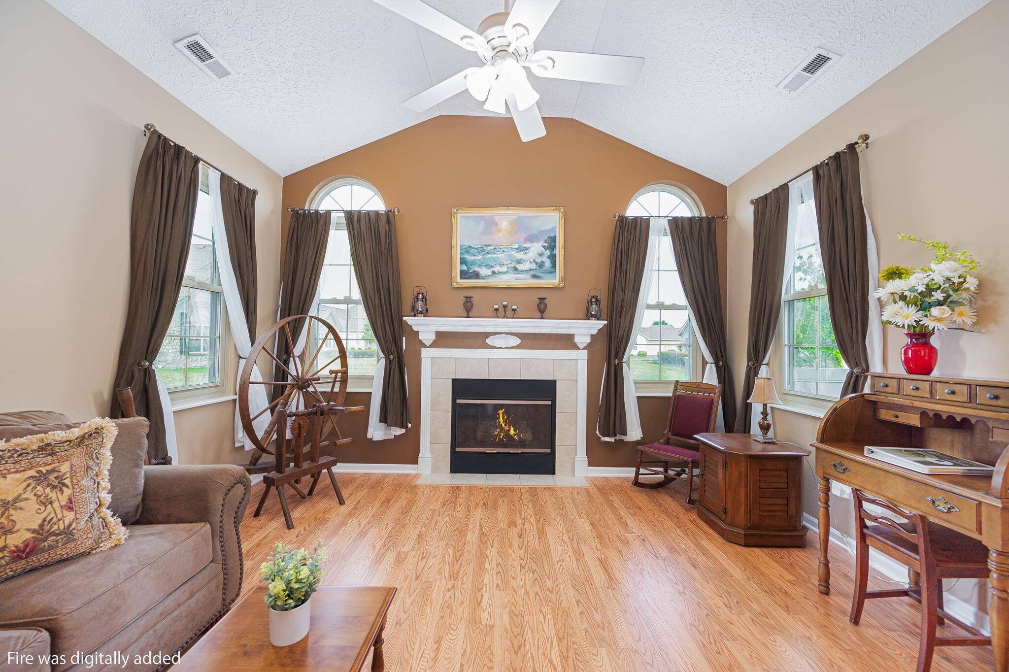 4121 Waterside Place, 13