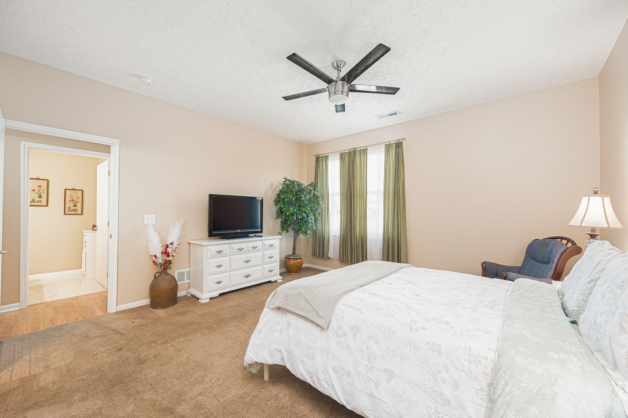 4121 Waterside Place, 13