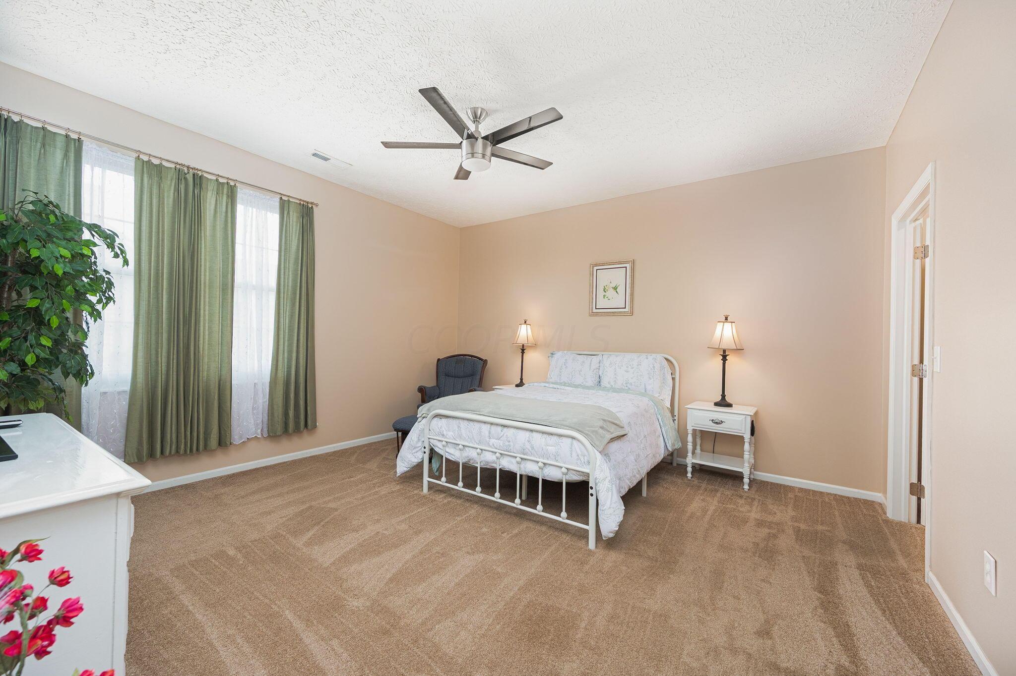 4121 Waterside Place, 13