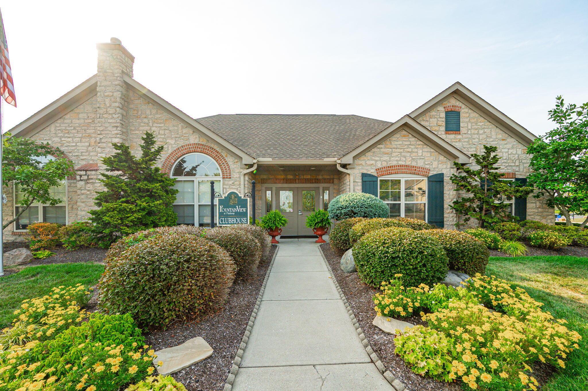 4121 Waterside Place, 13