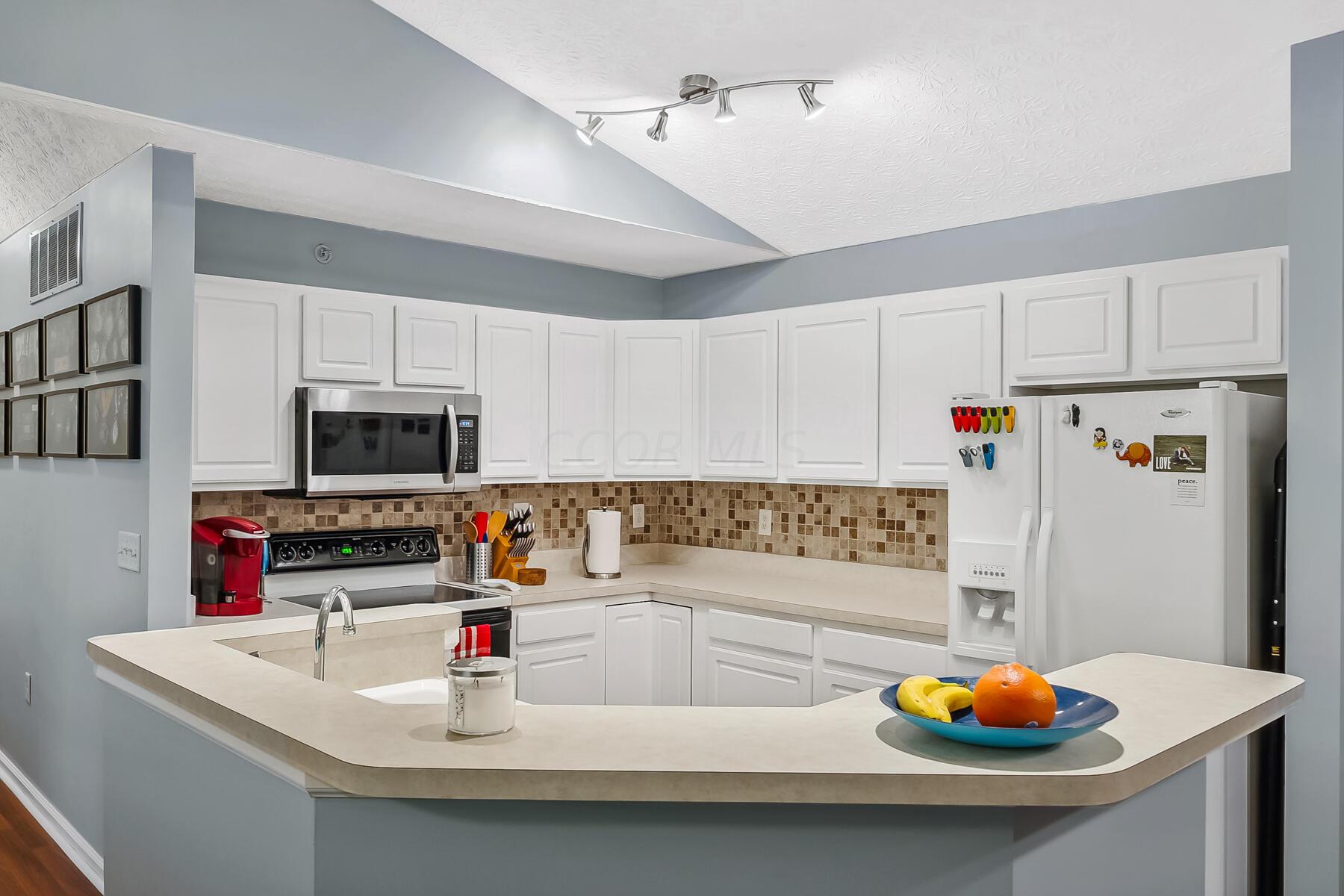 6120 Harbour Pointe, 302