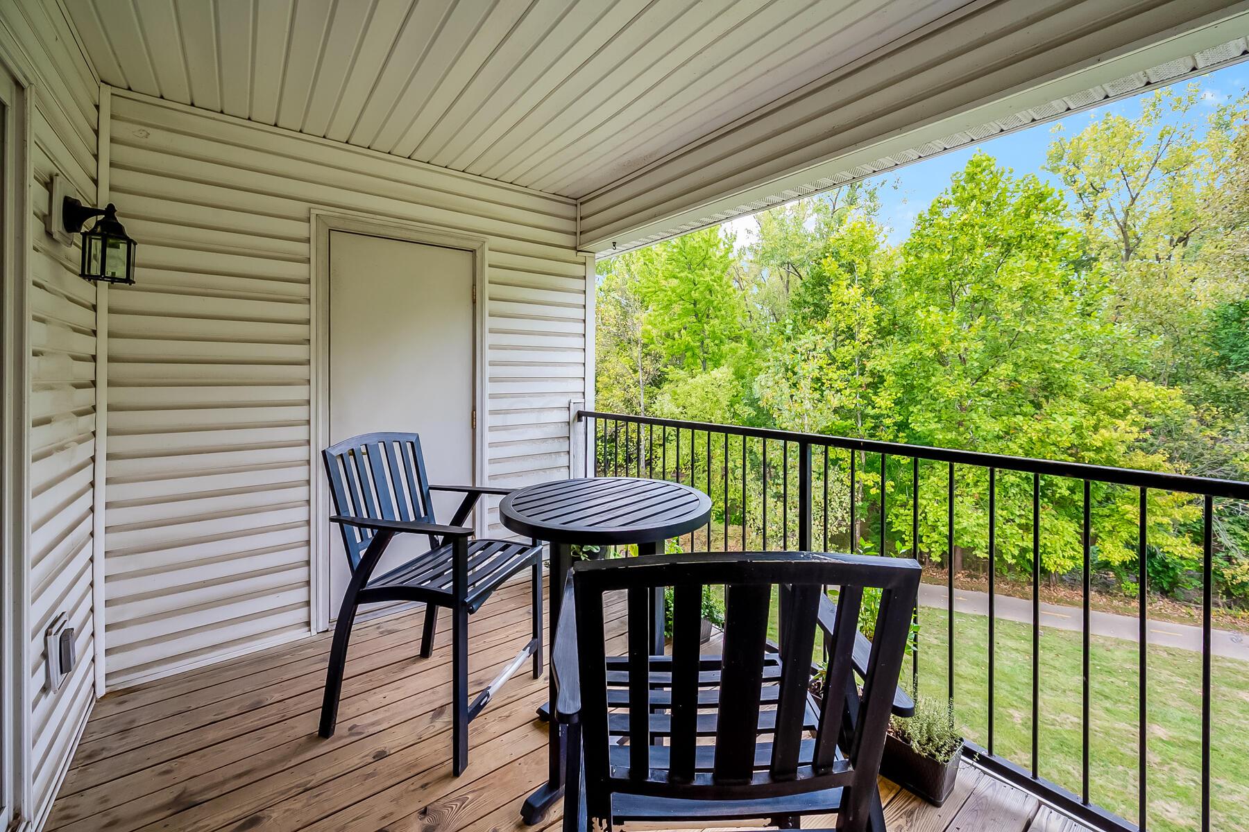 6120 Harbour Pointe, 302