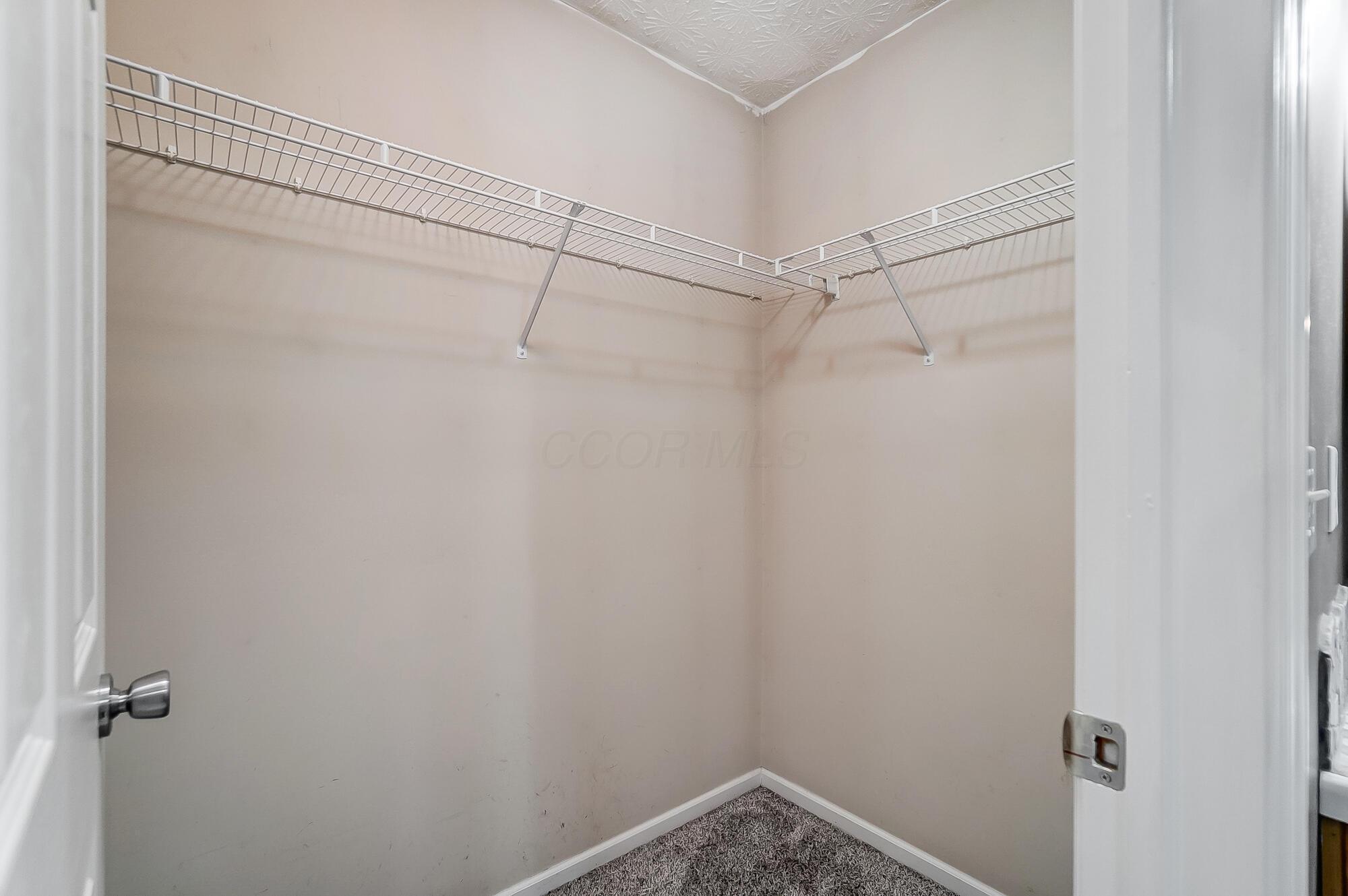 1422 Willow View Drive