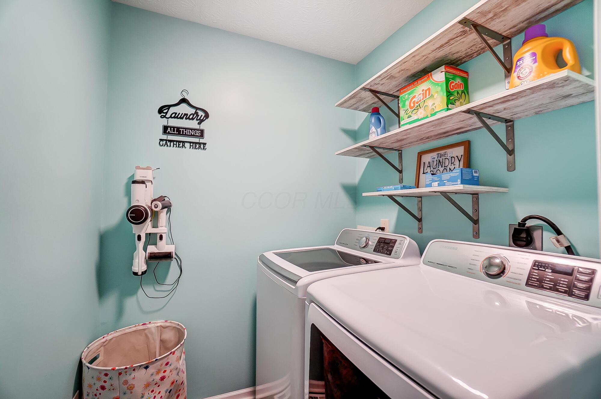 1422 Willow View Drive